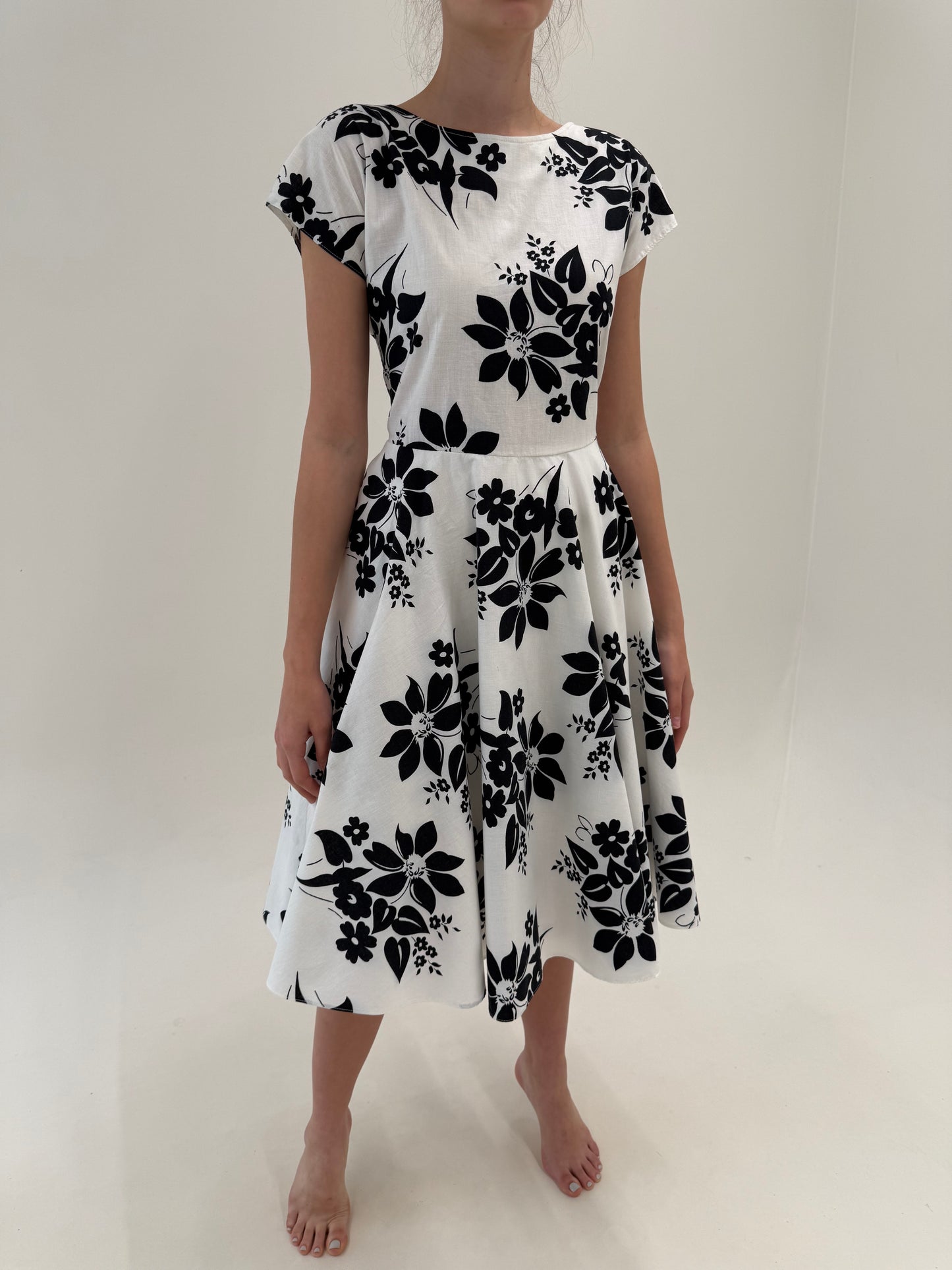 Rochie vintage din pânză de bumbac excepțional în croi de ani 50 cu print alb negru