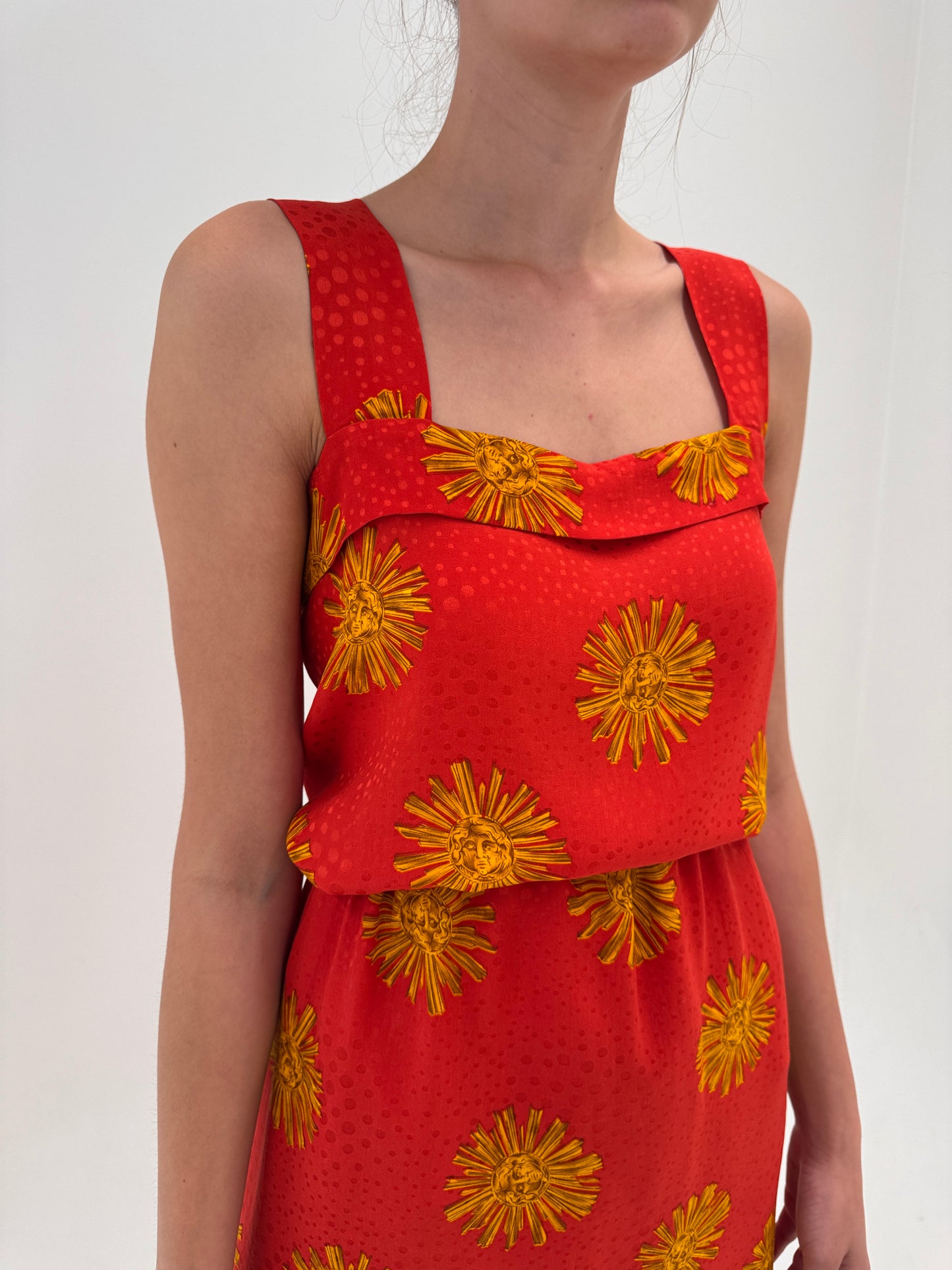 Set din mătase naturală coral red excepțională texturată cu buline