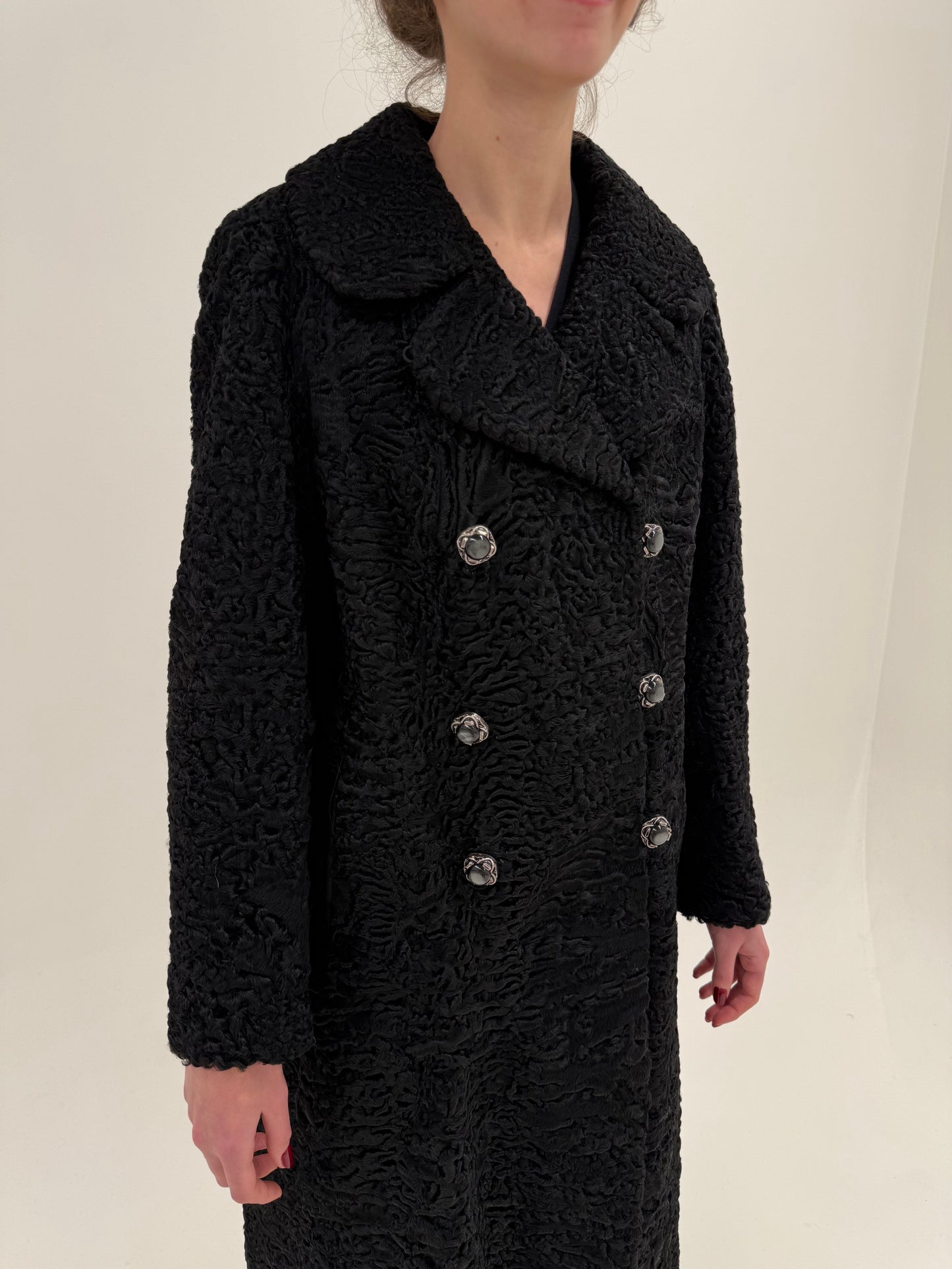 Blană naturală de miel Karakul cu închidere dublă