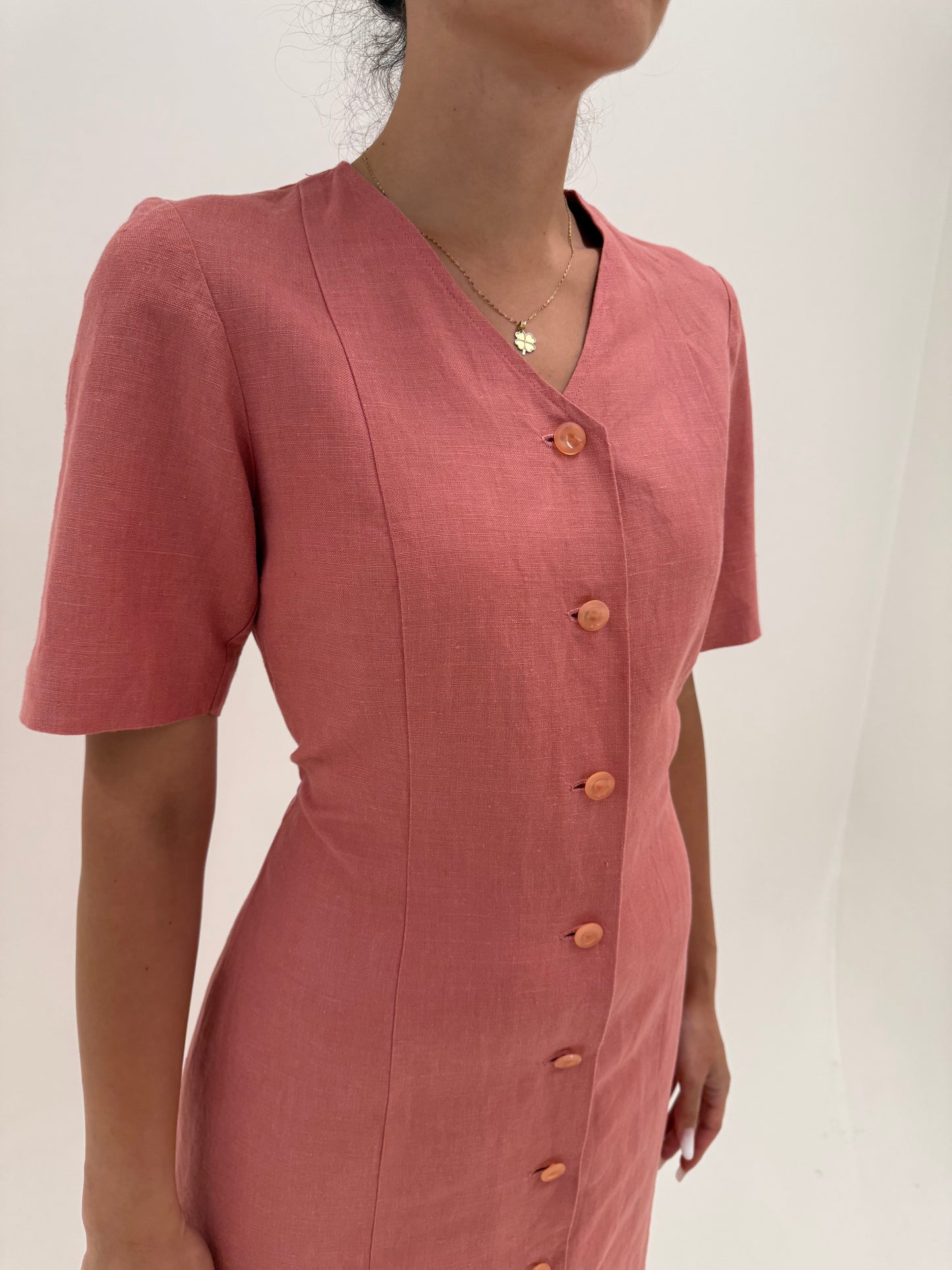 Rochie vintage dusty old pink din pânză ușor structurată de in