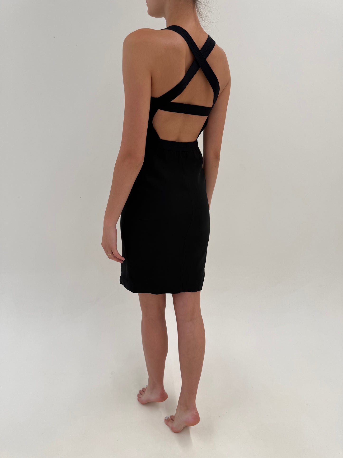 Rochie Dolce&Gabbana neagră ultra modelatoare în croi specific brandului