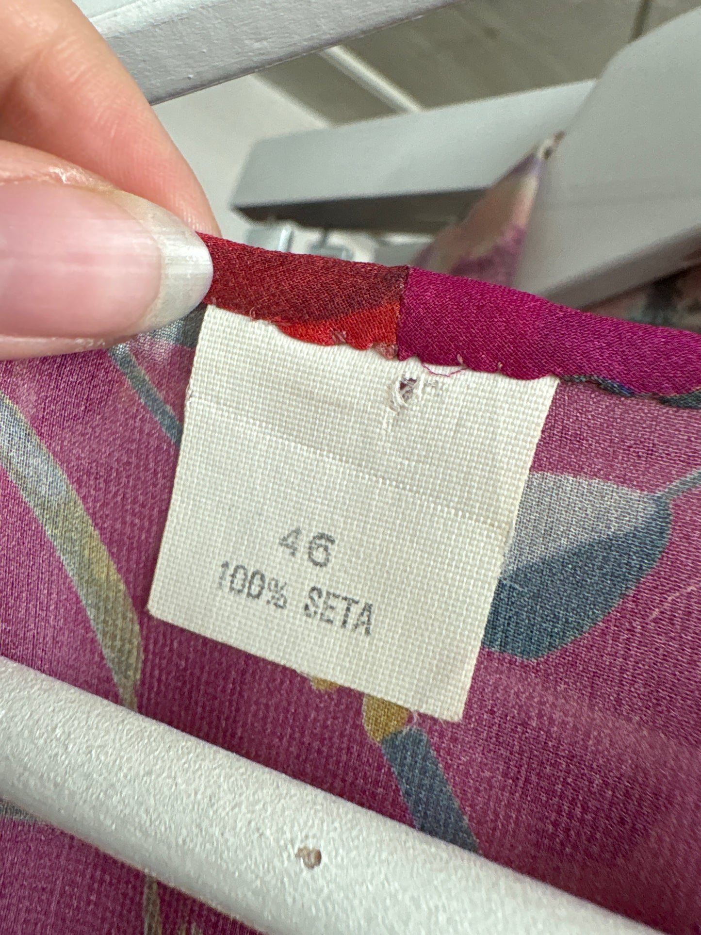 Rochie vintage din mătase naturală în culori tari cu mâneci tip capa
