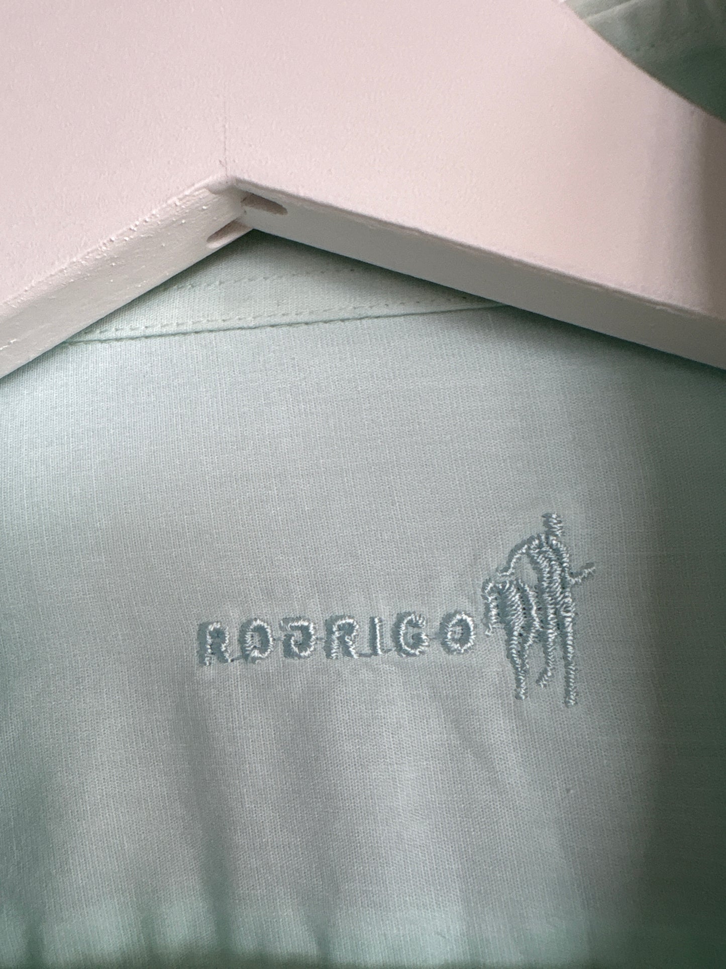 Cămașa mint green din poplin premium de bumbac în croi actual