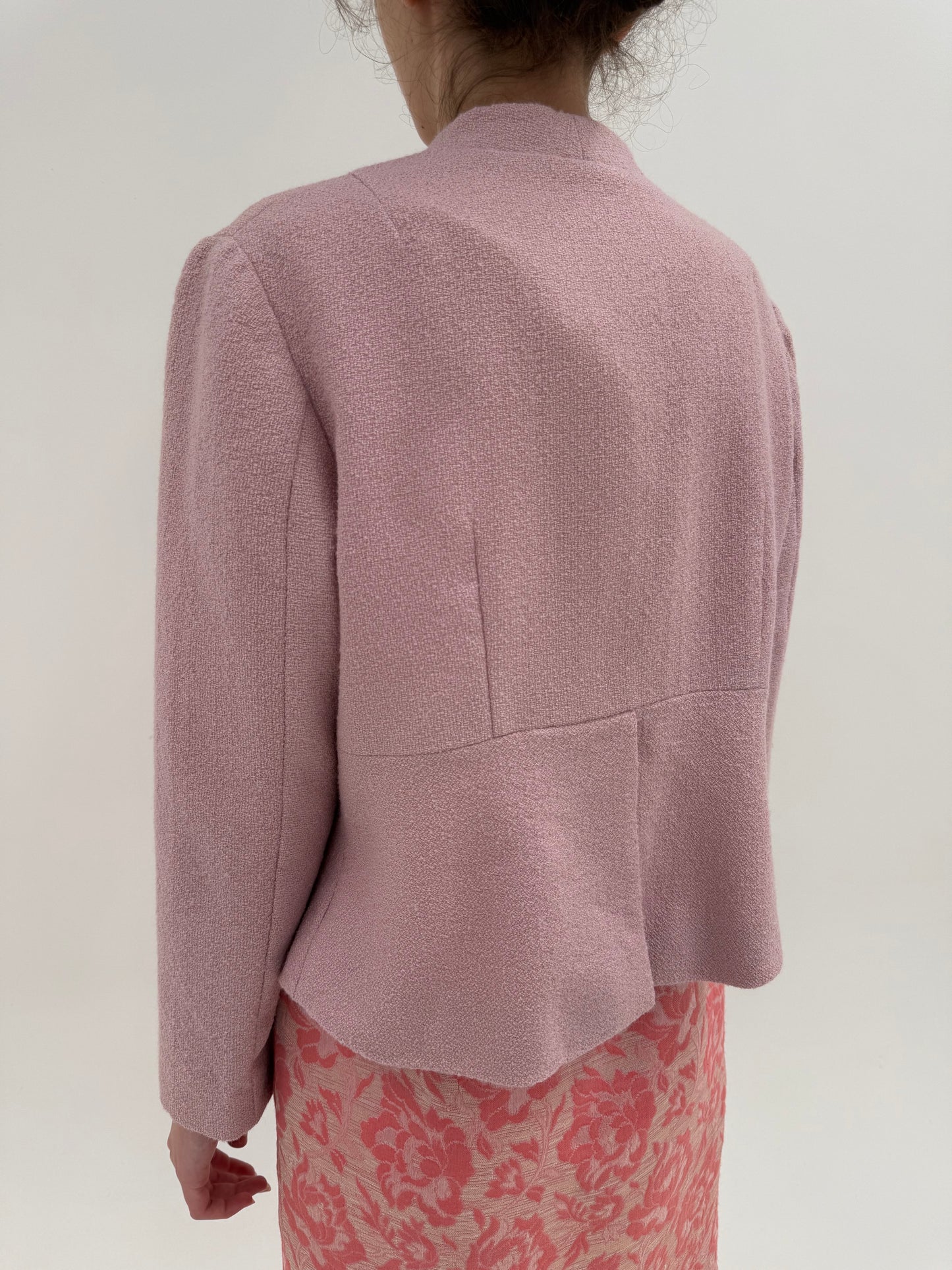 Sacou old vintage anii 80 powder pink din boucle de lana cu nasturi lucrați manual