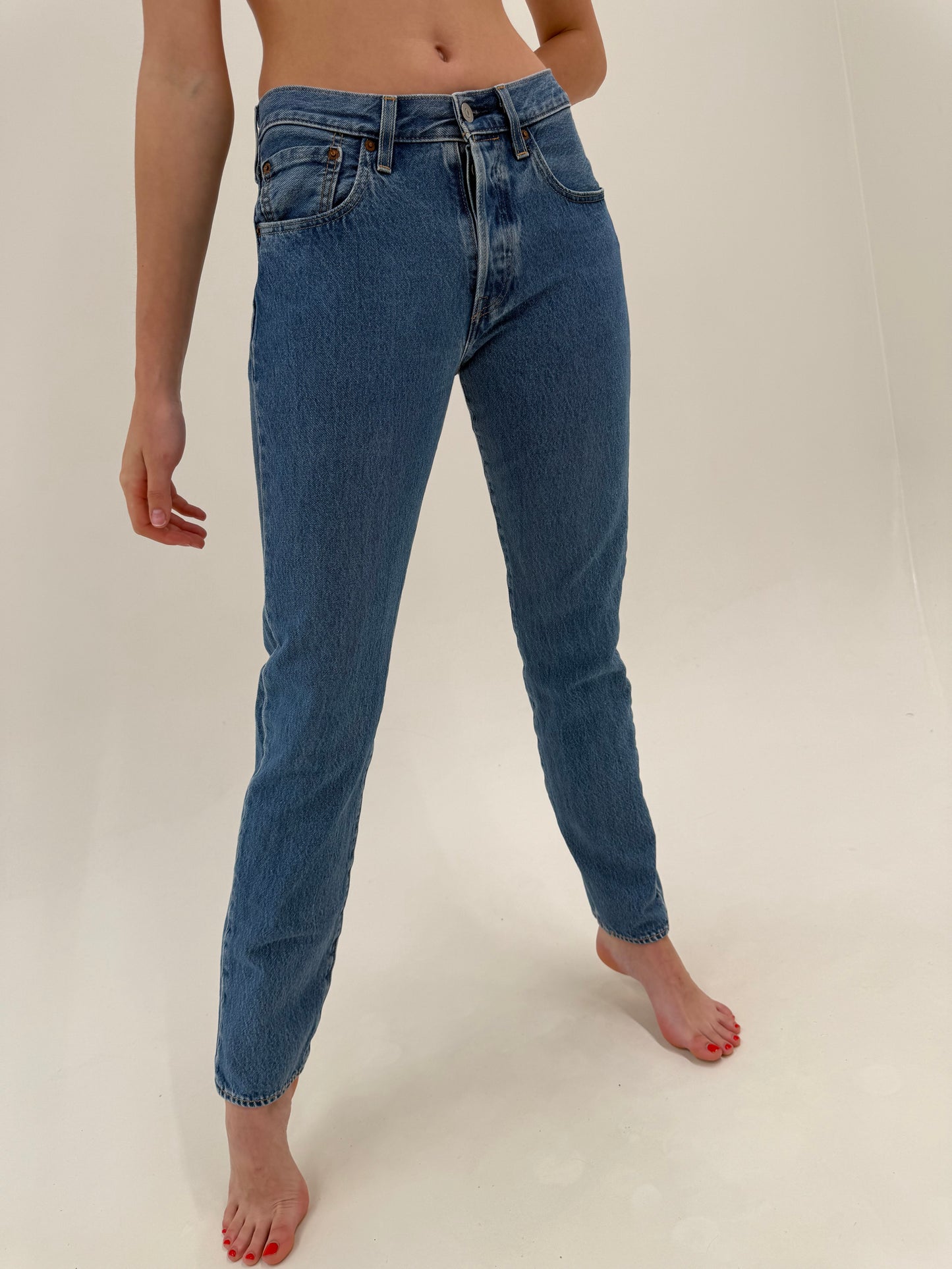 Jeans Levi’s premium 501 ușor modelatori tall clasic wash