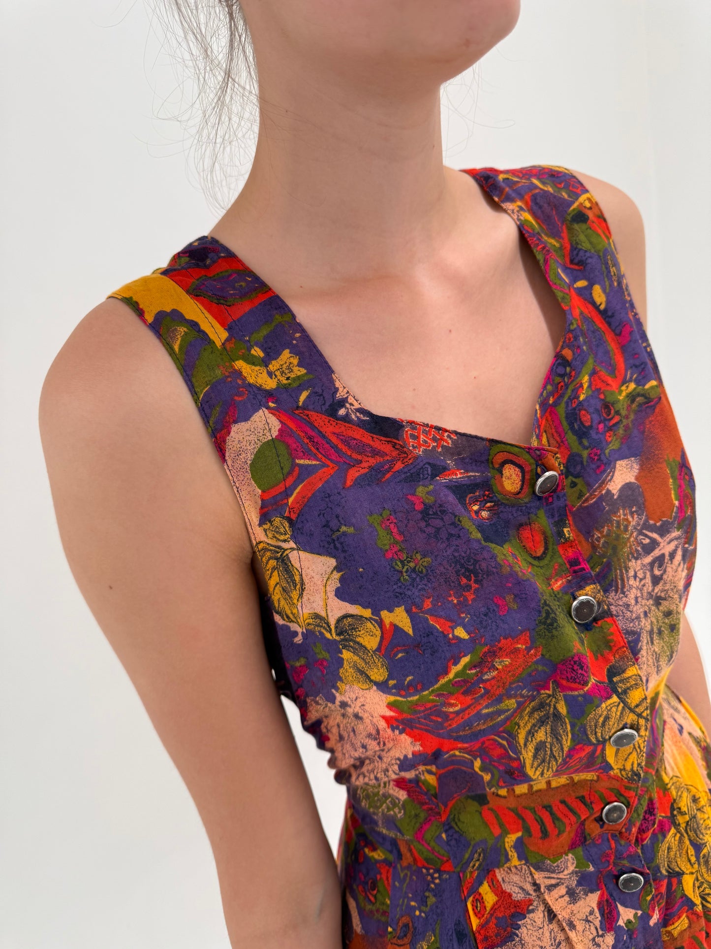 Rochie vintage în culori superbe din pânză de bumbac cu talie marcată
