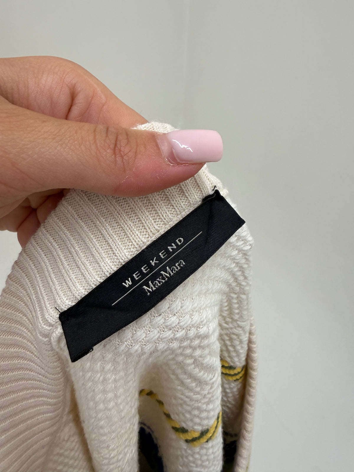 Pulover Max Mara de gramaj mare în culori superbe și dungi texturate