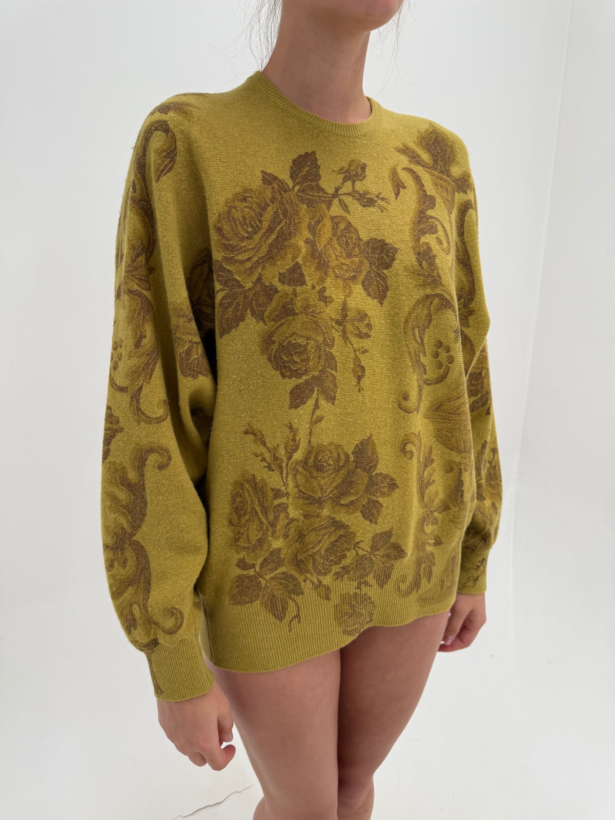 Pulover vintage chartreuse din lana extrafina cu Angora și print superb