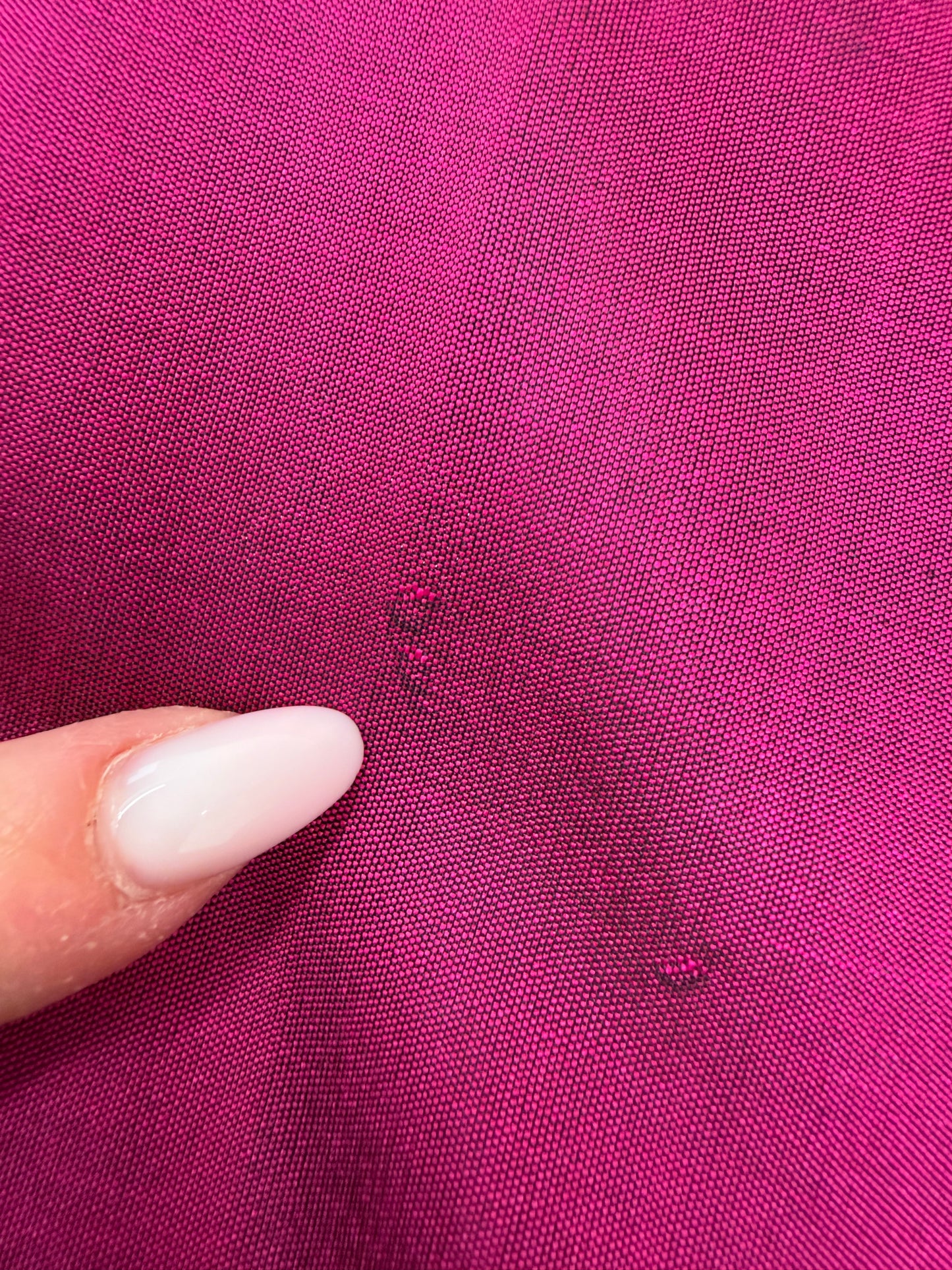 Fustă creion magenta din țesătură de mătase naturală