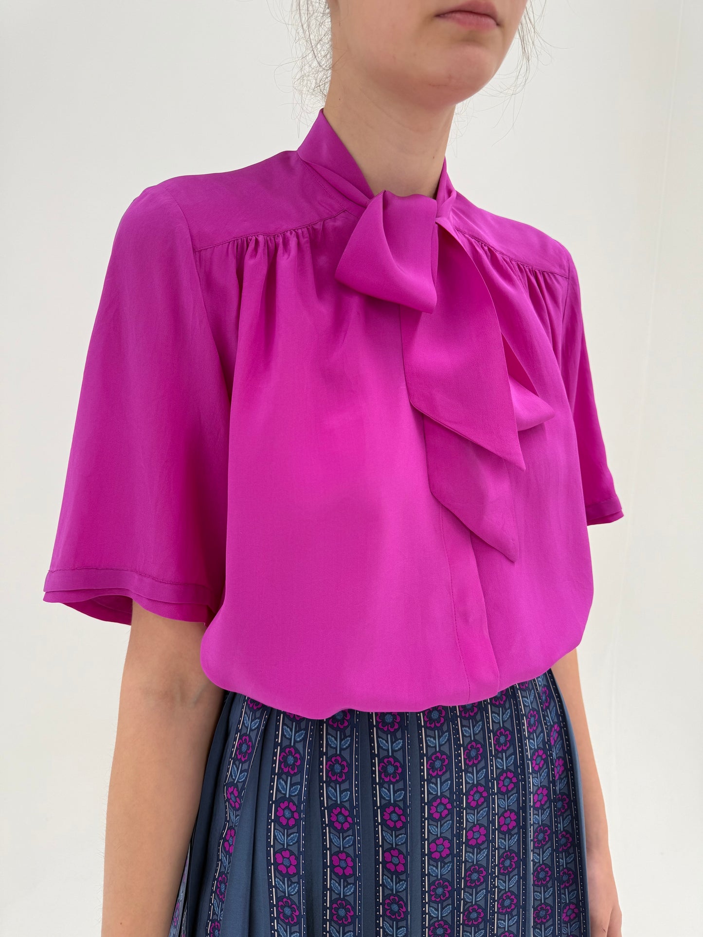 Cămașa fucsia din mătase naturală