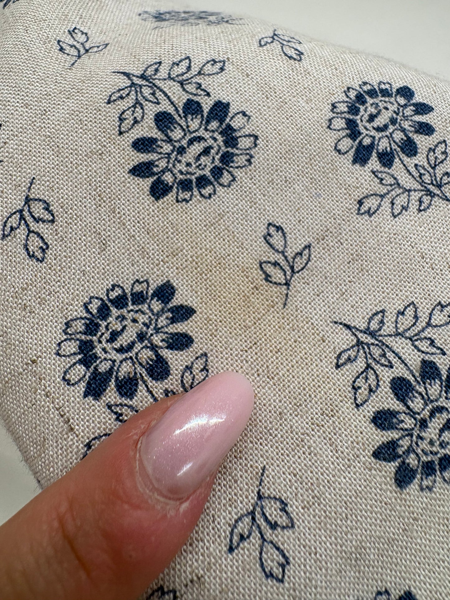 Rochie vintage cu corsaj și umeri bufanți din pânză de in și bumbac  sand nude