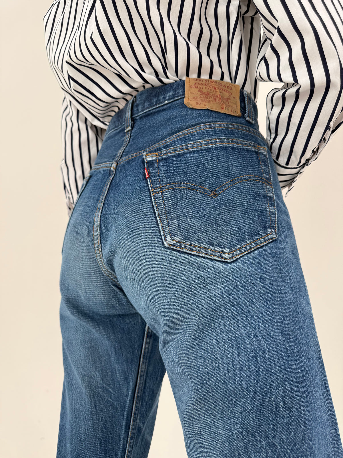 Jeans vintage Levi’s 501 XX din bumbac gros cu talie ultra înaltă tall
