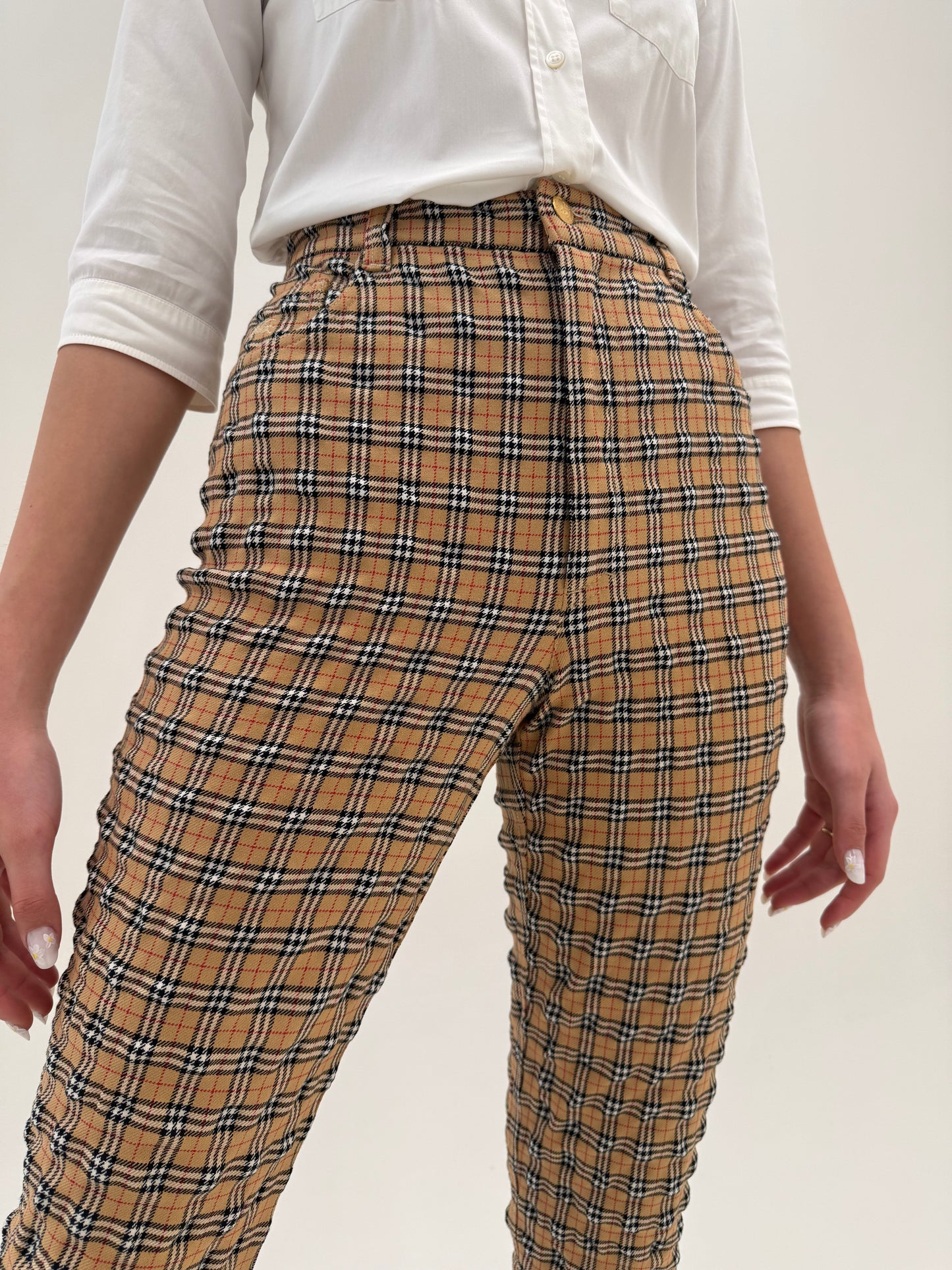 Pantaloni Burberry integral cu printul specific ușor gofrați modelatori