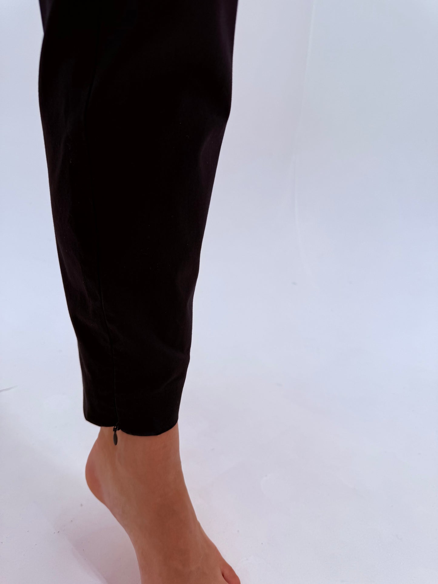 Pantaloni business tall Max Mara negri în croi clasic ultra confort