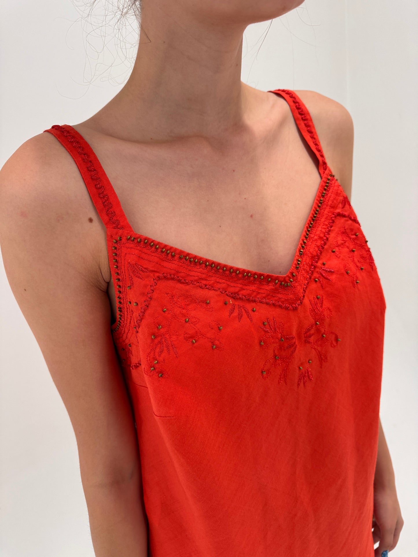 Set luxury de brand plus size Elena Miro vermillion red cu aplicații manuale și broderie din in