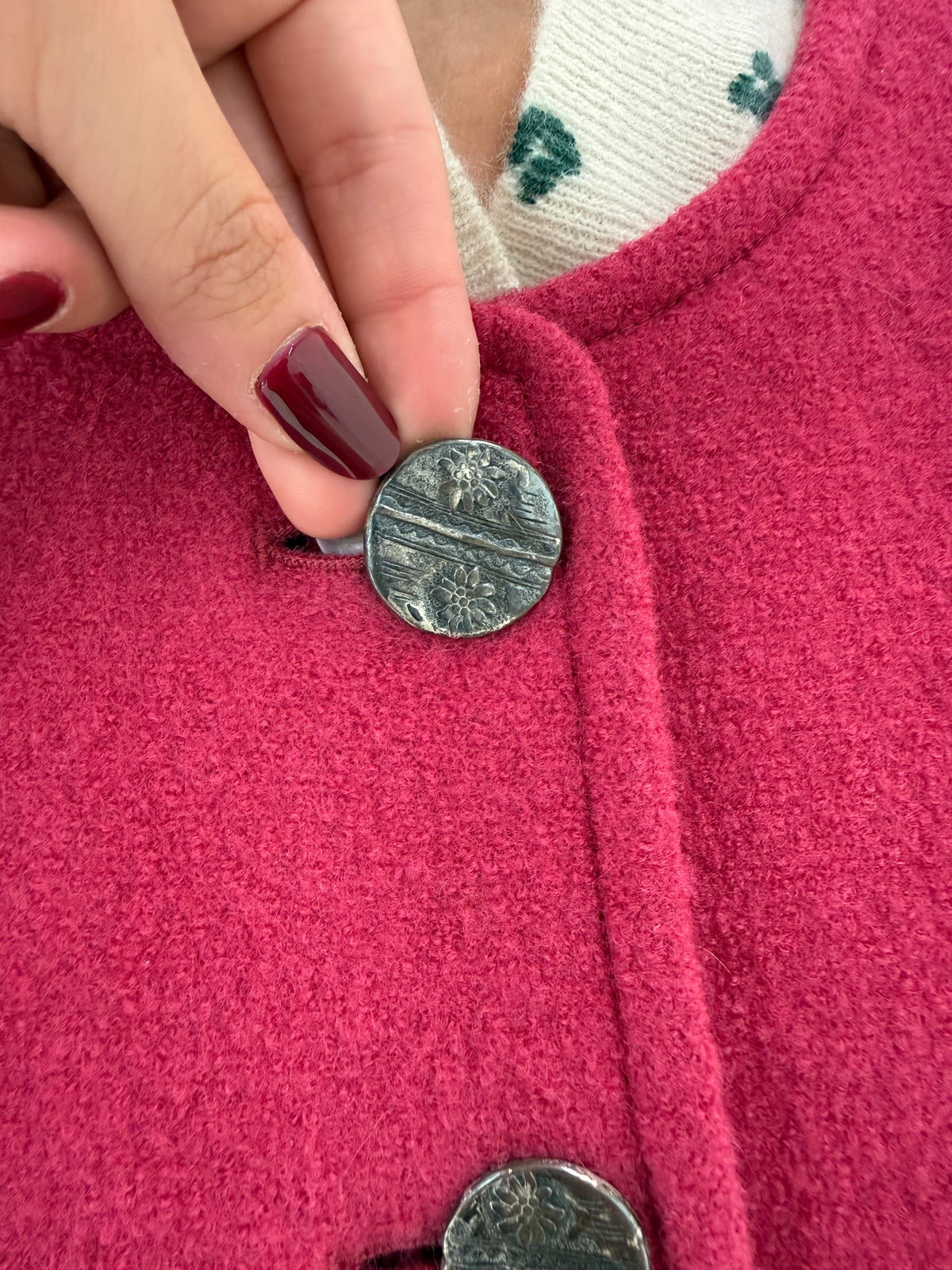 Jacheta În croi ușor boxy din boiled wool cu nasturi metalici argintii nouă