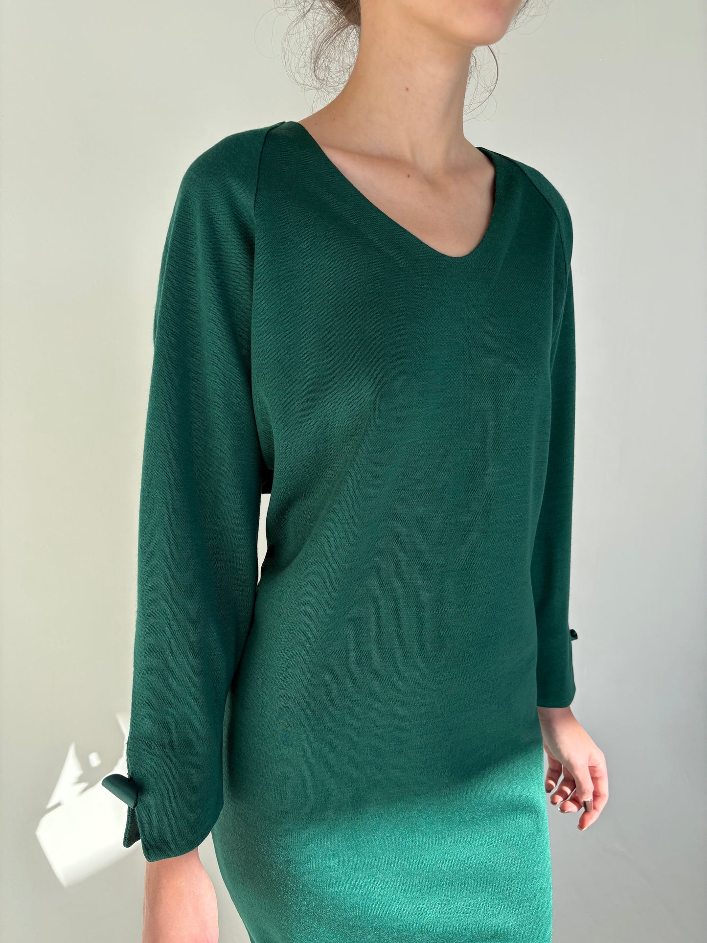 Rochie vintage forest green din lana extrafina cu detalii feminine