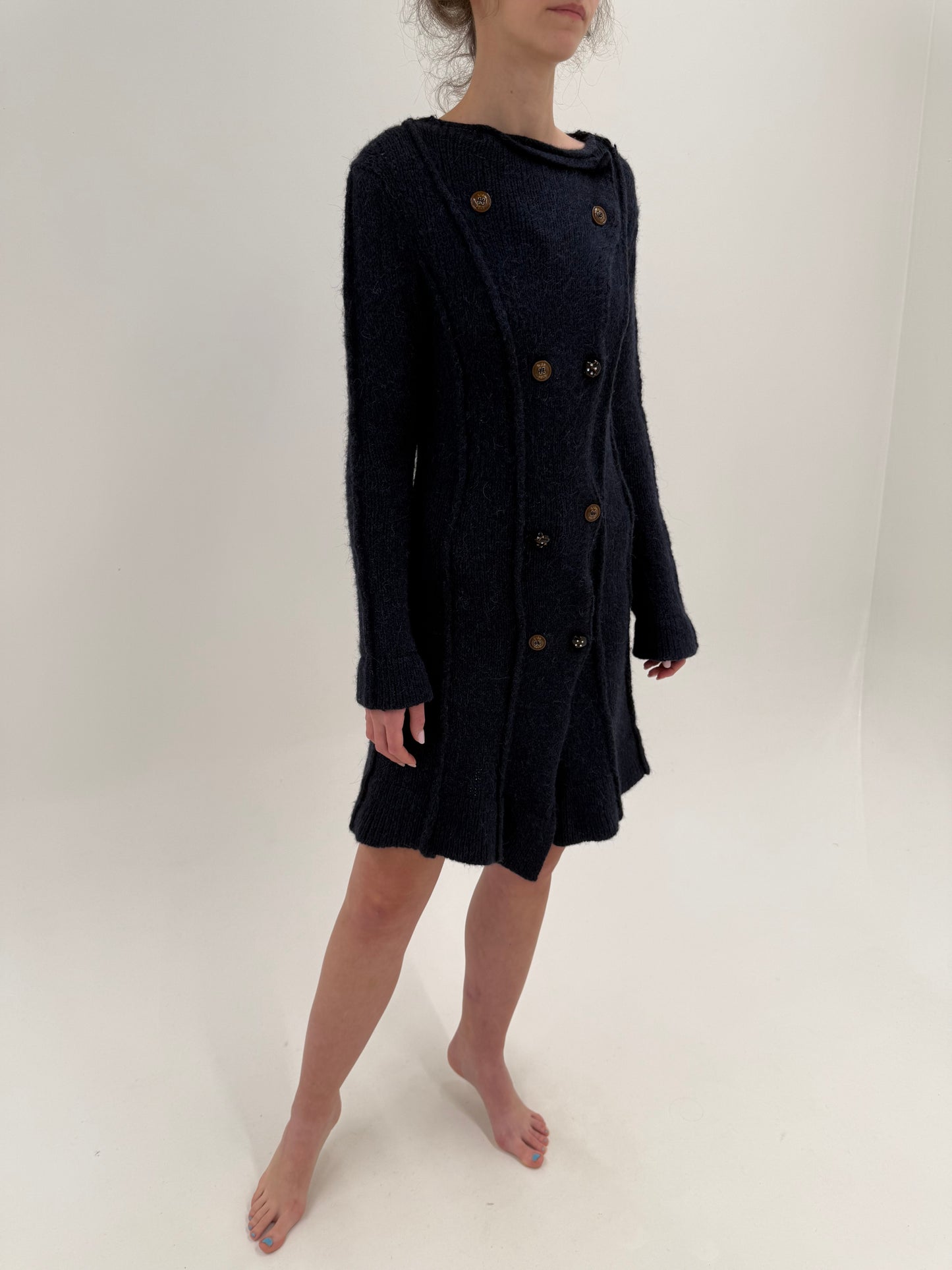 Cardigan lung / rochie cambrata din lana și baby mohair cu închidere dublă