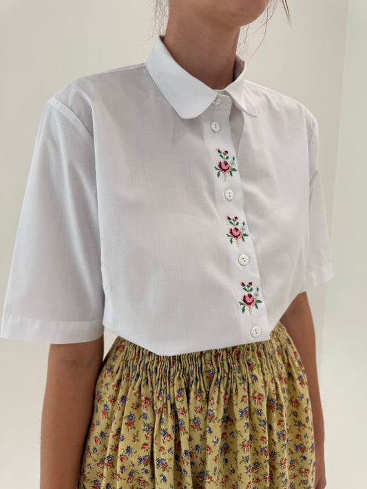 Camasa vintage din poplin de bumbac ușor structurat cu broderie