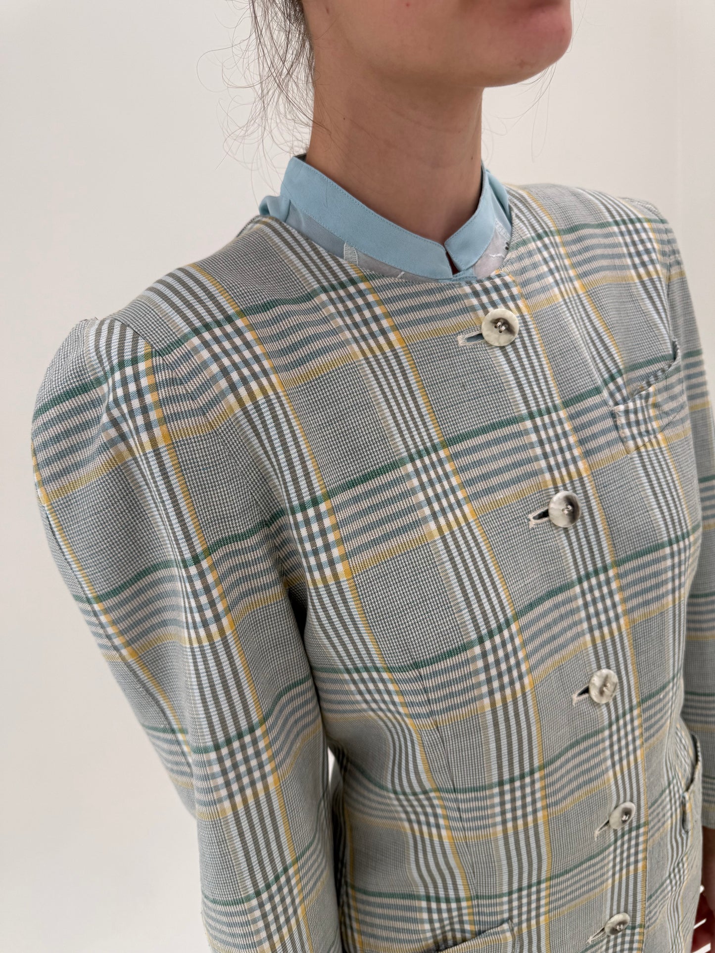 Sacou vintage în croi chic cu umeri bufanți și culori pudrate din pânză