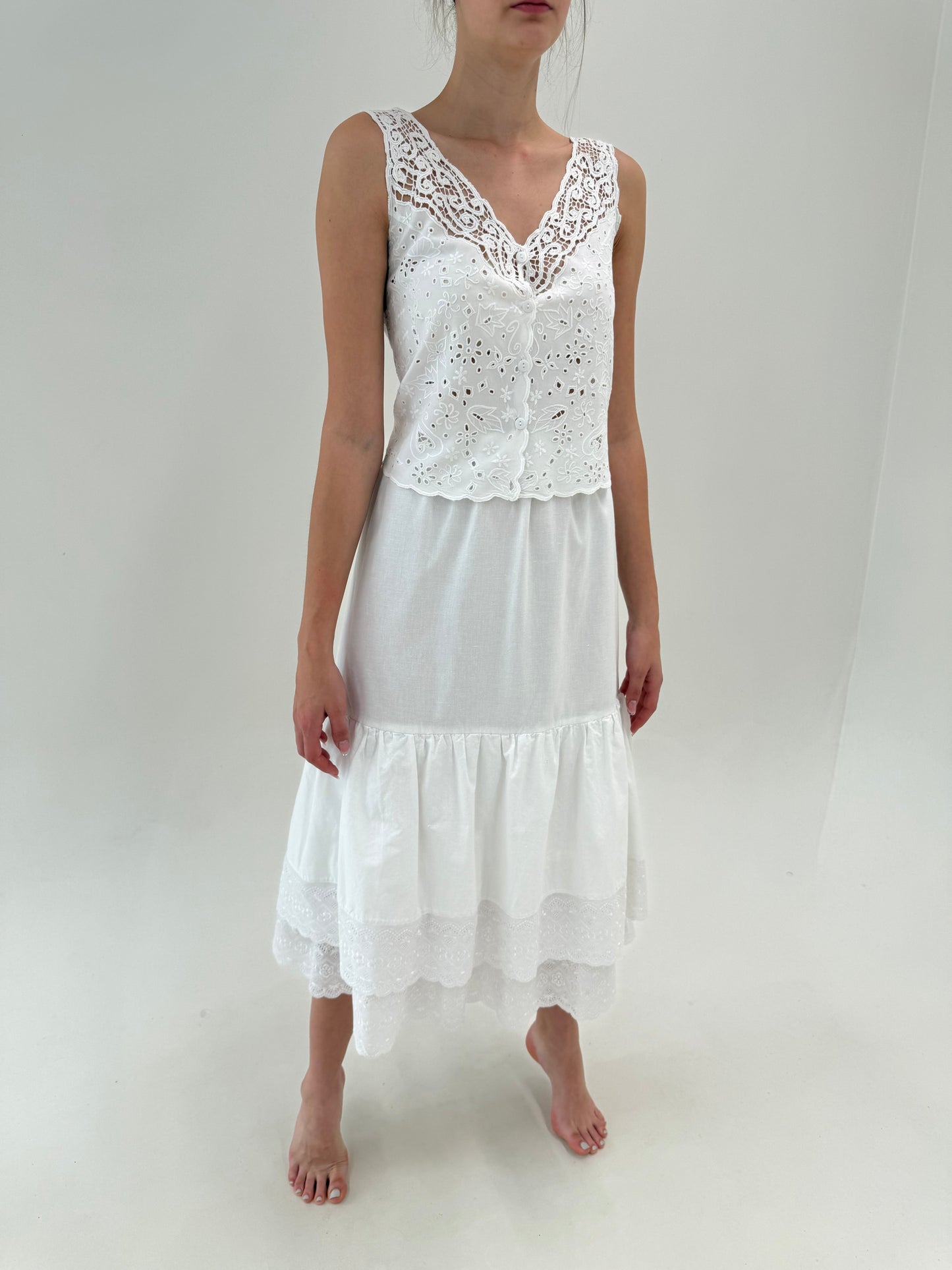 Fustă maxi cu talie ultra înaltă elastică, volane și broderie anglaise