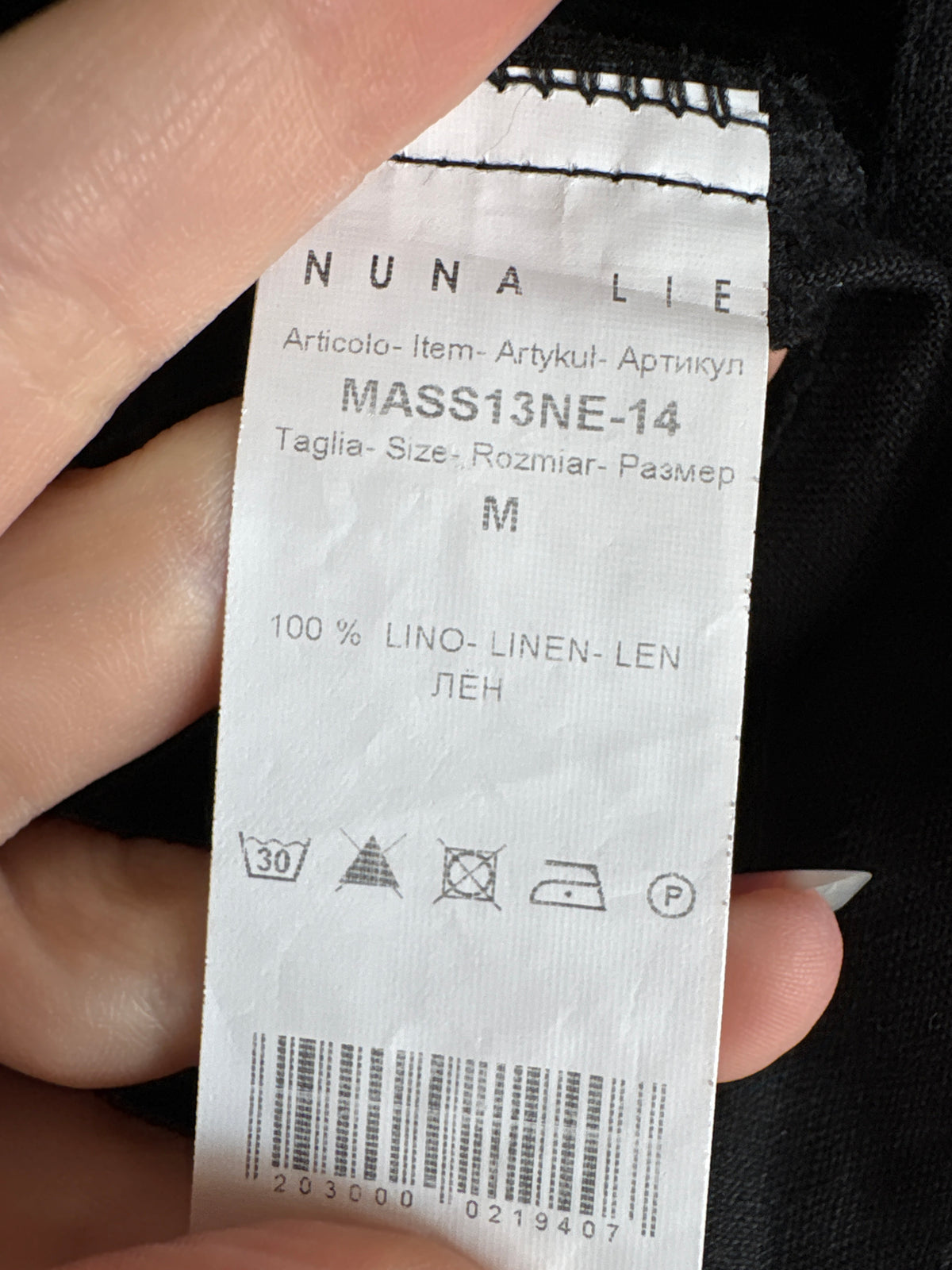 Pantaloni negri din pânză de in în croi clasic