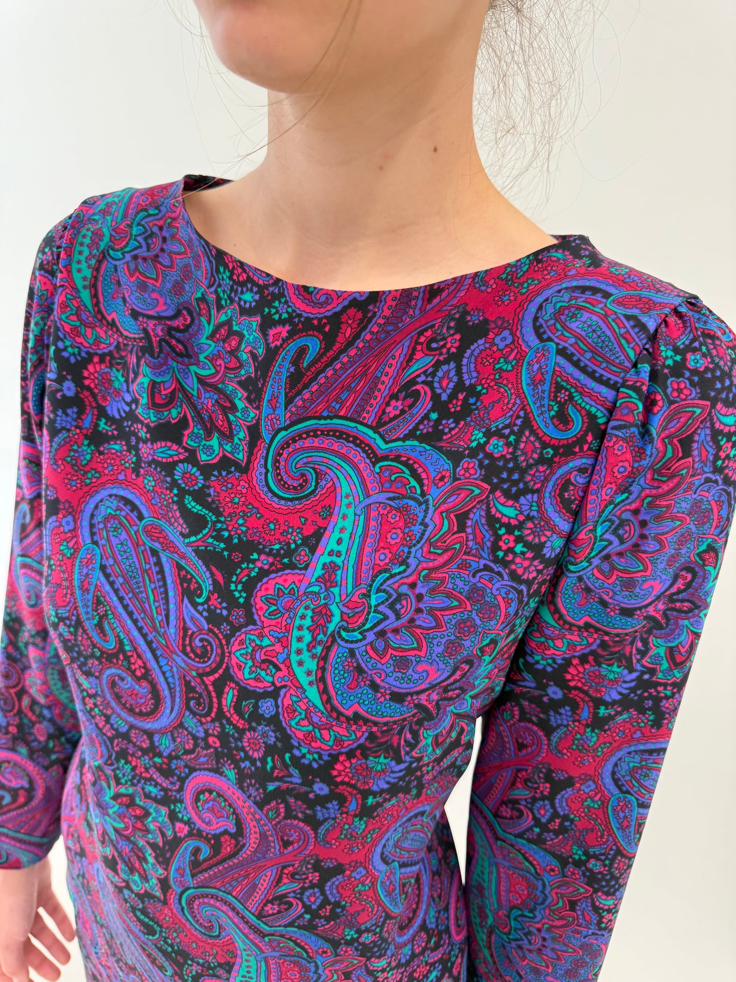 Rochie italiană din mătase naturală cu print paisley și culori tari