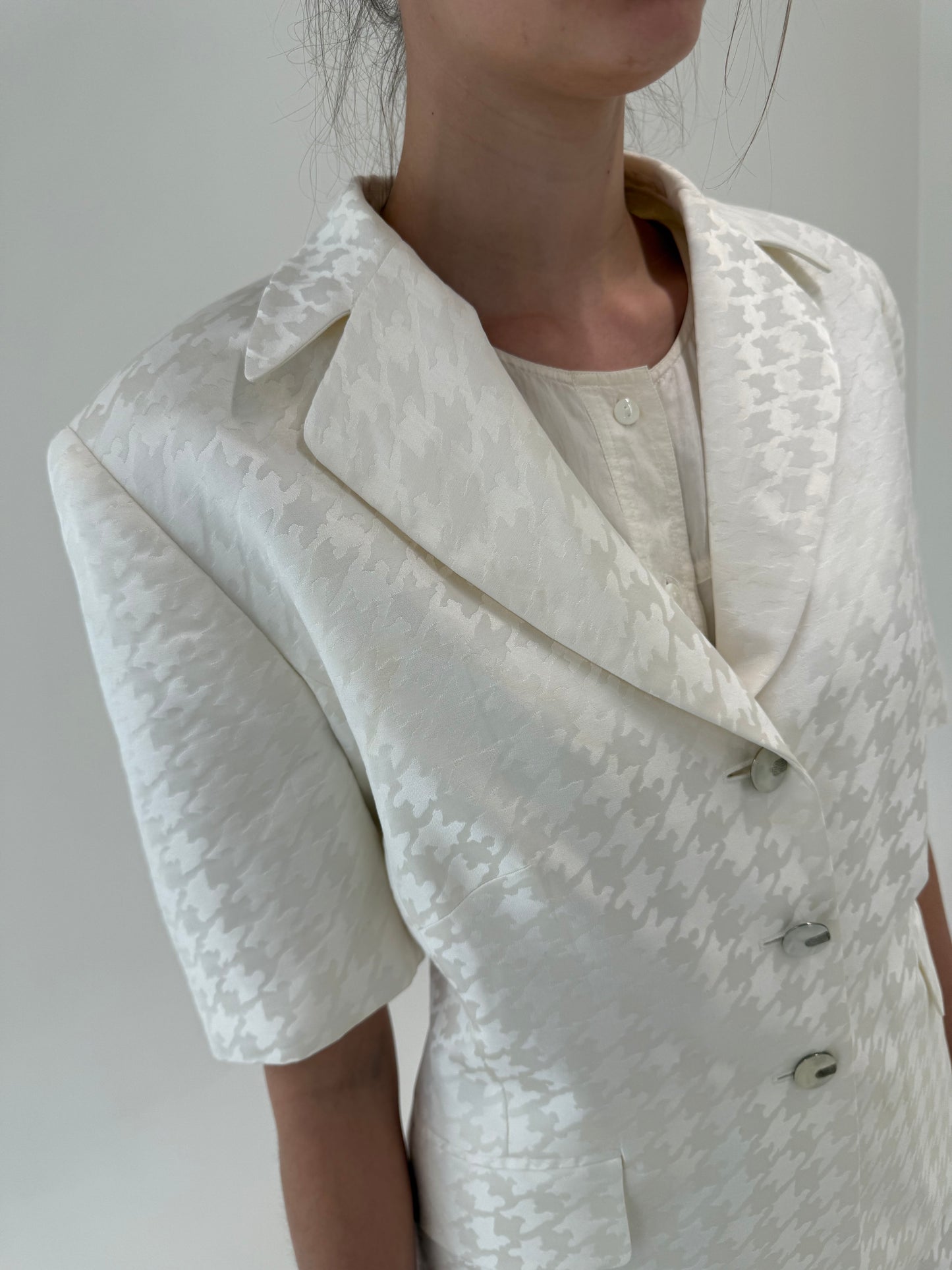 Deux piece luxury Escada din mătase naturală și bumbac în croi clasic