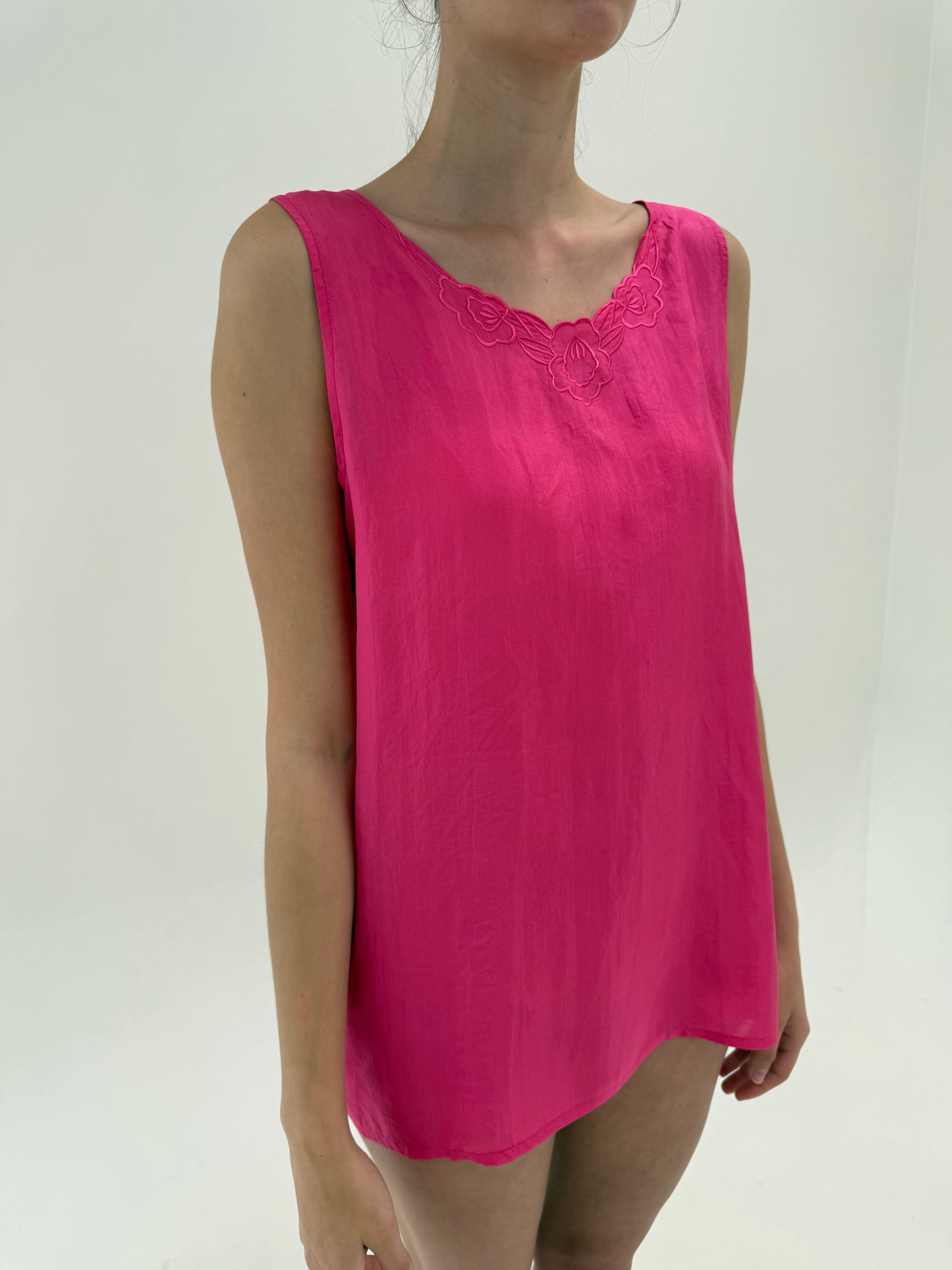 Top fucsia din mătase naturală