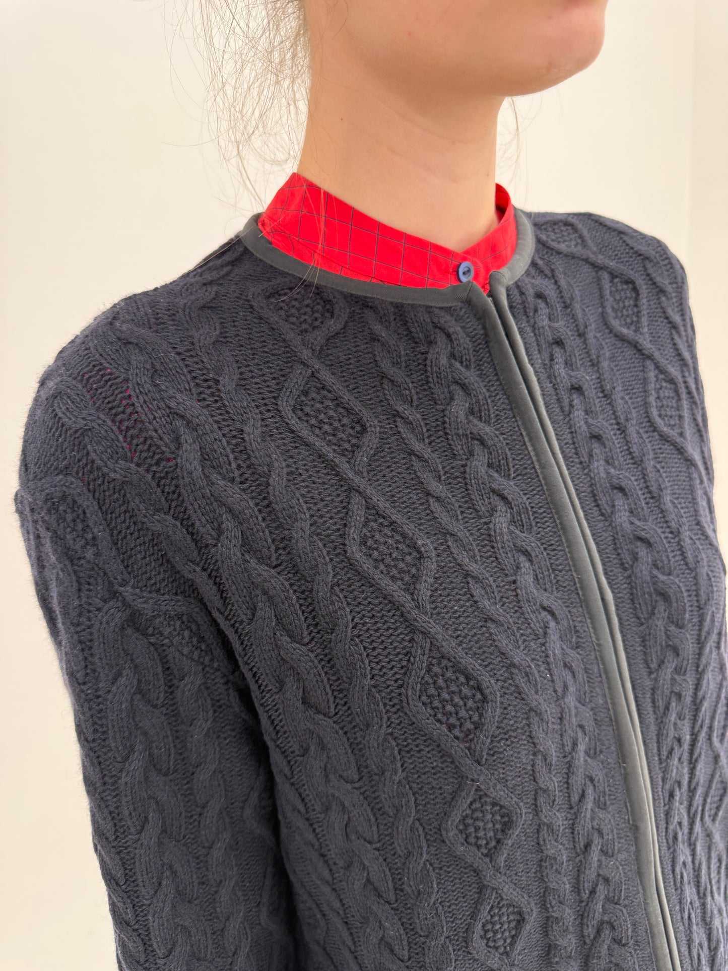 Jacheta Max Mara cu torsade și influențe casual din lana cu cașmir