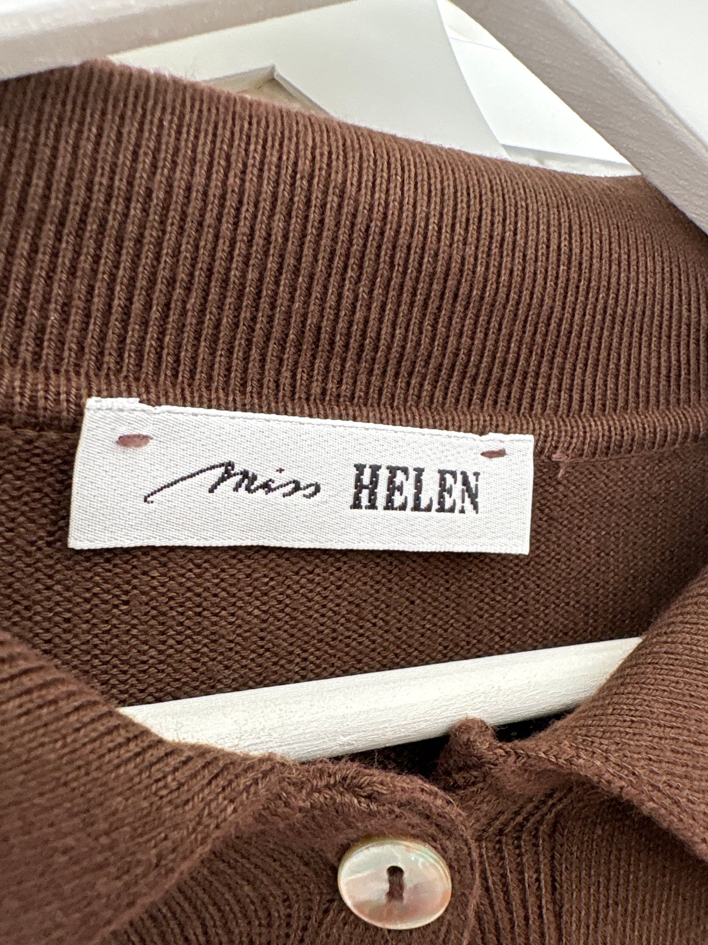 Bluză chocolate brown polo petite din jerse