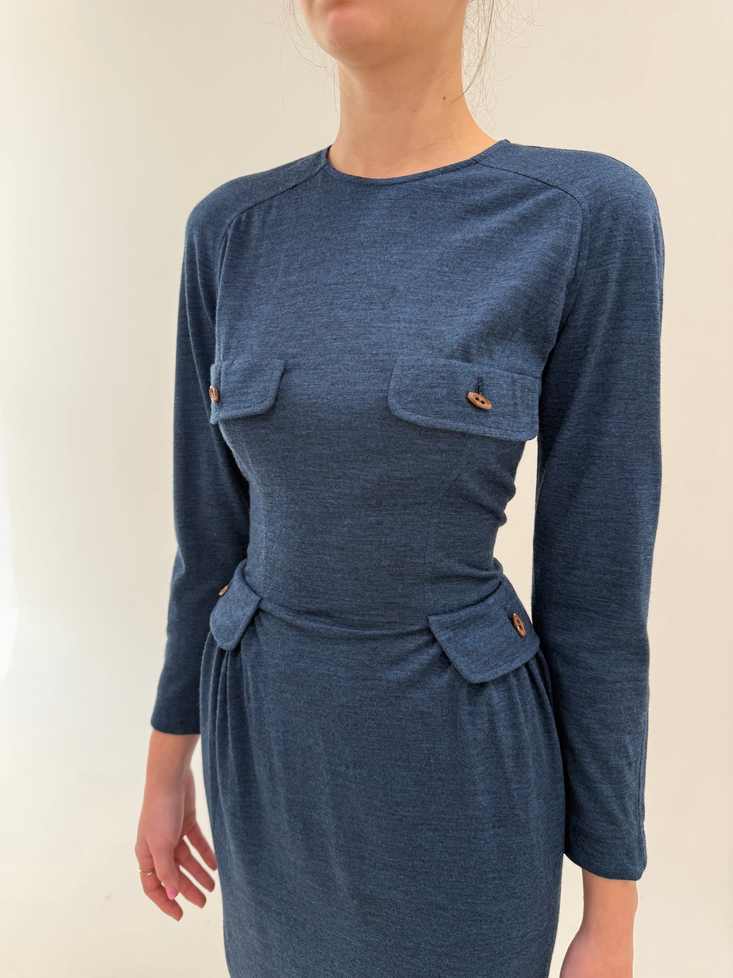 Rochie luxury Alberta Feretti business cu talie ultra marcată și pense jeans blue