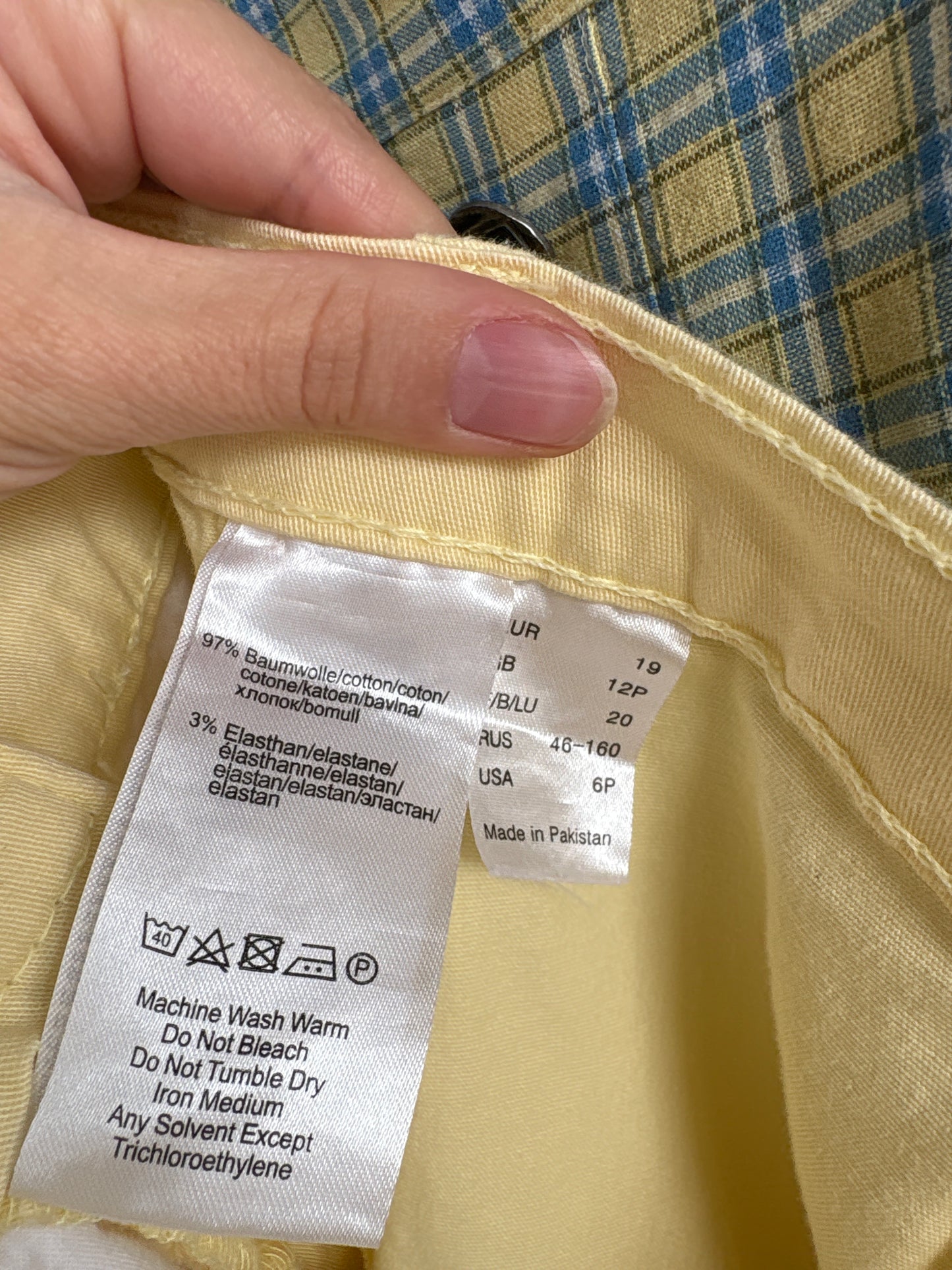 Jeans de vară modelatori butter yellow în croi clasic