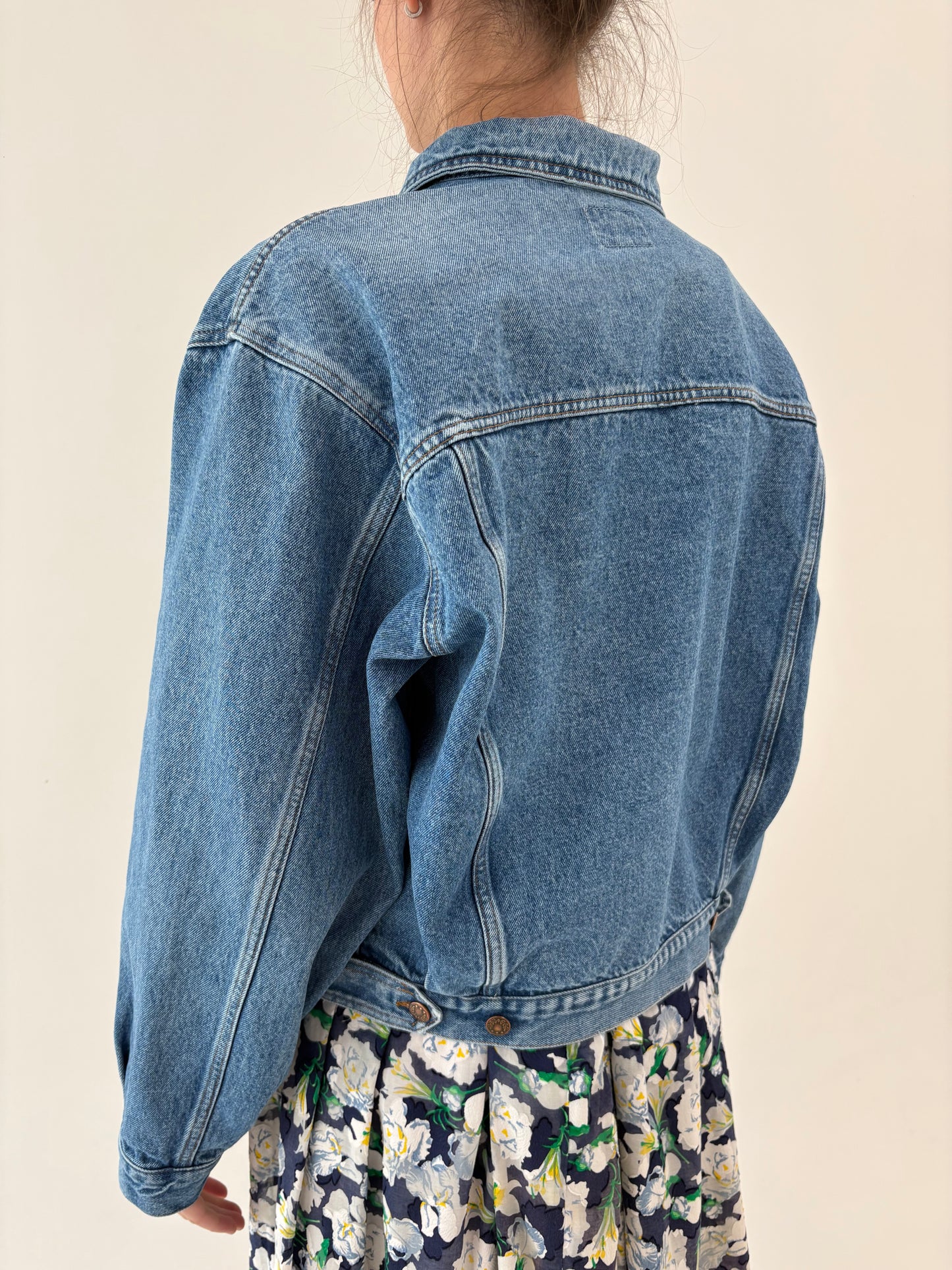 Geacă vintage premium din jeans classic wash cu bust amplu