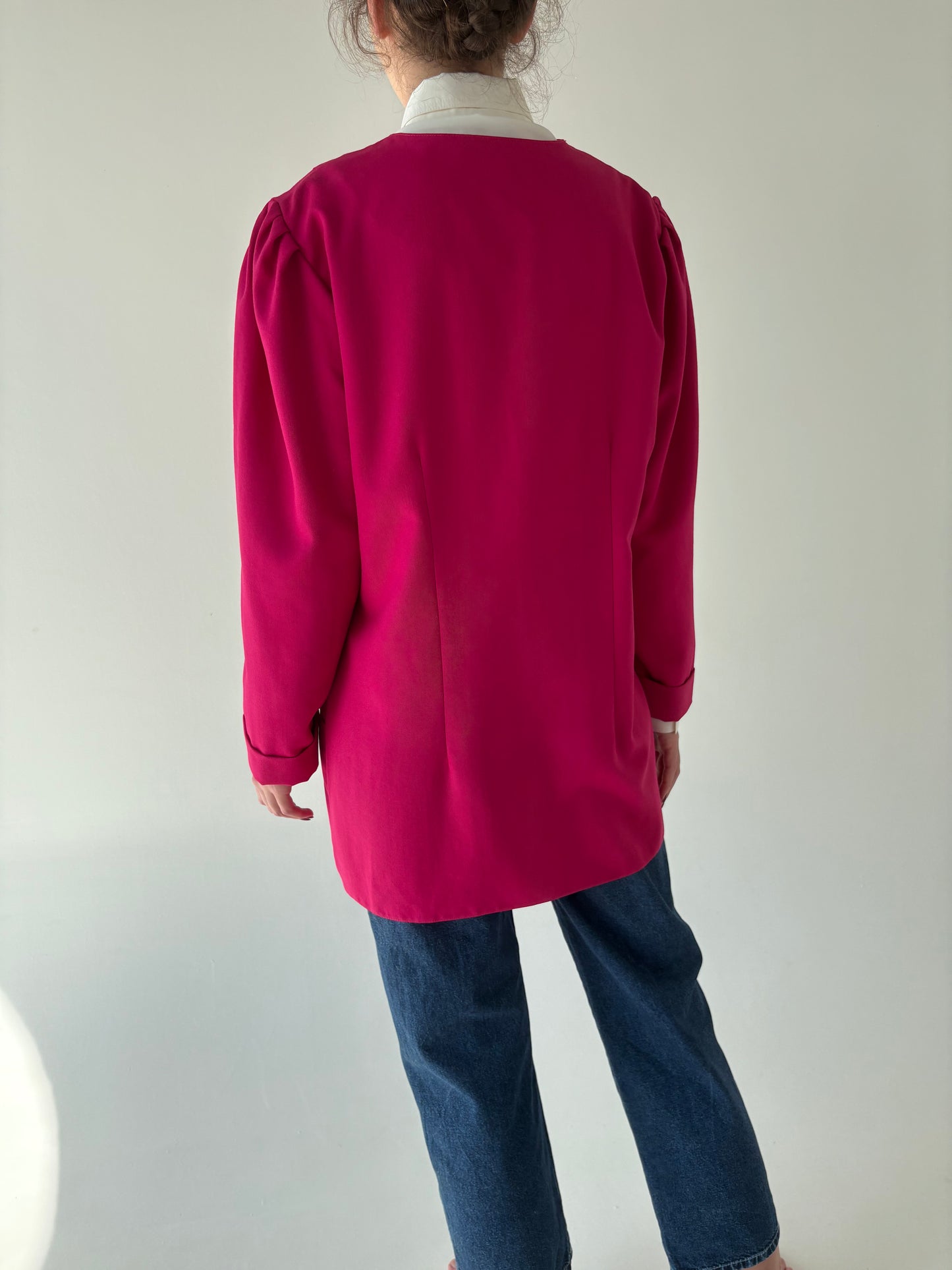 Sacou vintage ciclam în croi minimalist cu mâneci reglabile