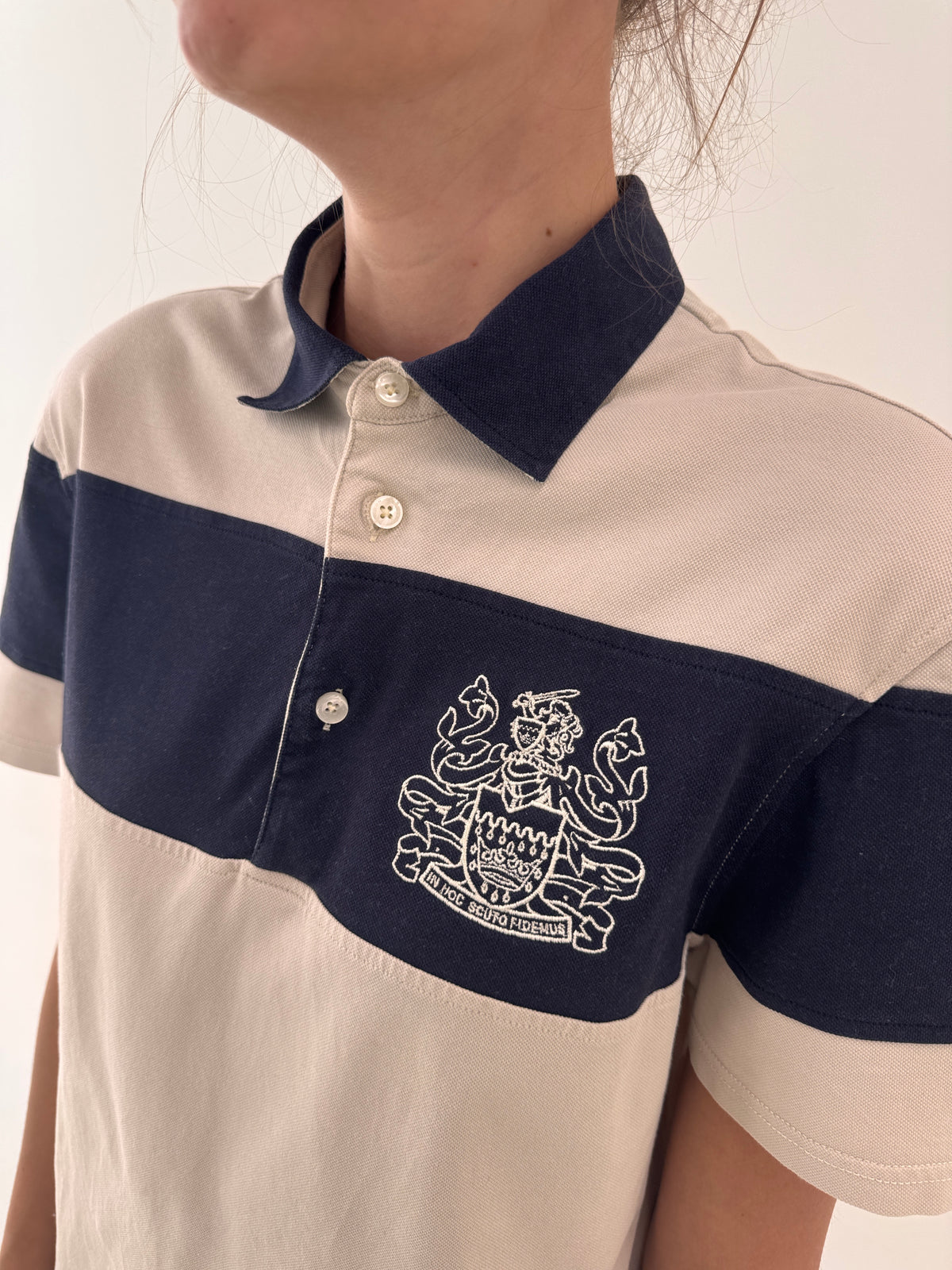 Top polo de brand luxury Aquascutum colorblock off white cu Navy