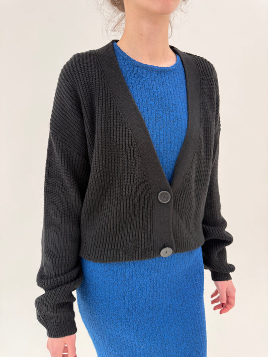 Cardigan negru din lana extrafina merino în croi lejer