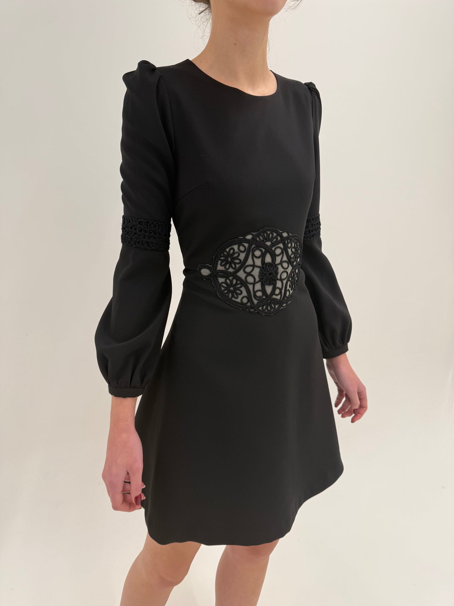 LBD Valentino NOUĂ cu eticheta din Georgette cu talie decorată