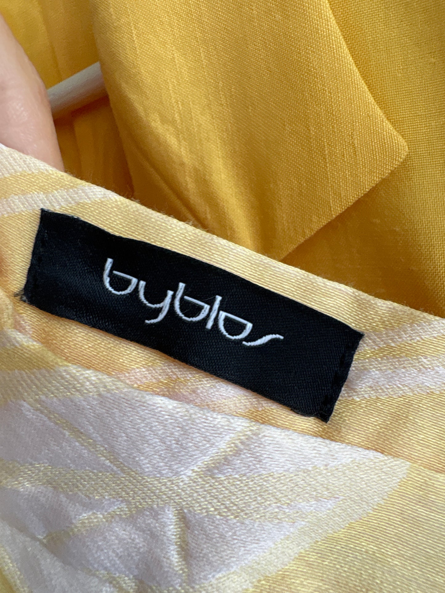 Rochie vintage de brand luxury Byblos butter yellow