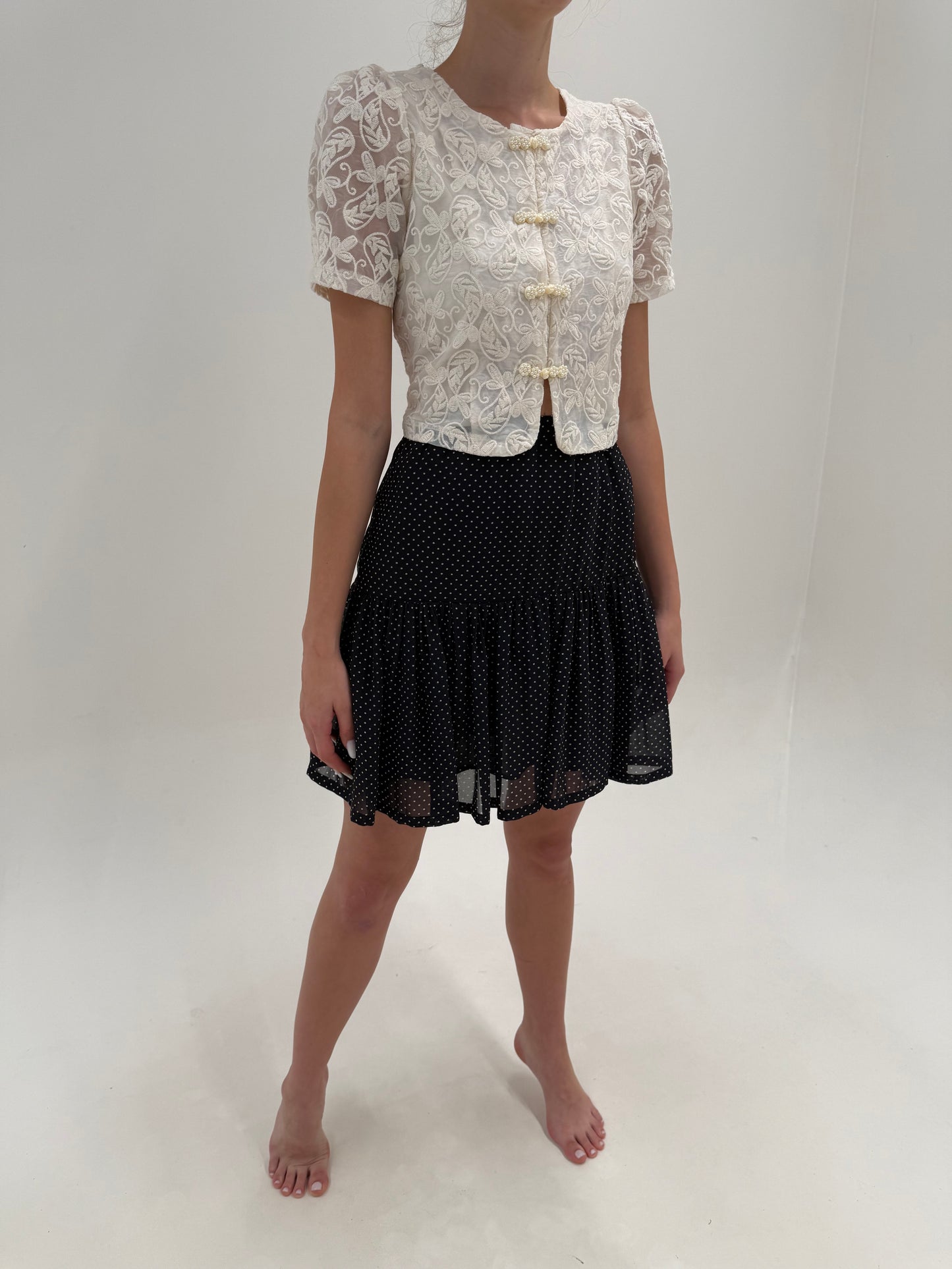 Fustă mini neagră Max Mara vintage cu buline albe din mix de mătase naturală