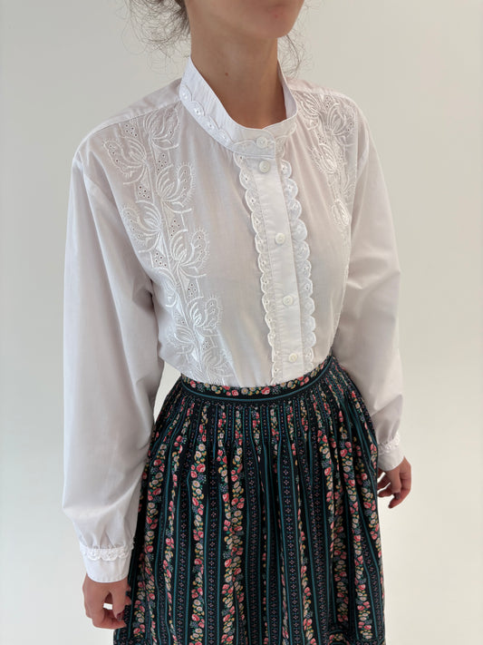 Cămașa vintage din bumbac cu broderie și dantelă