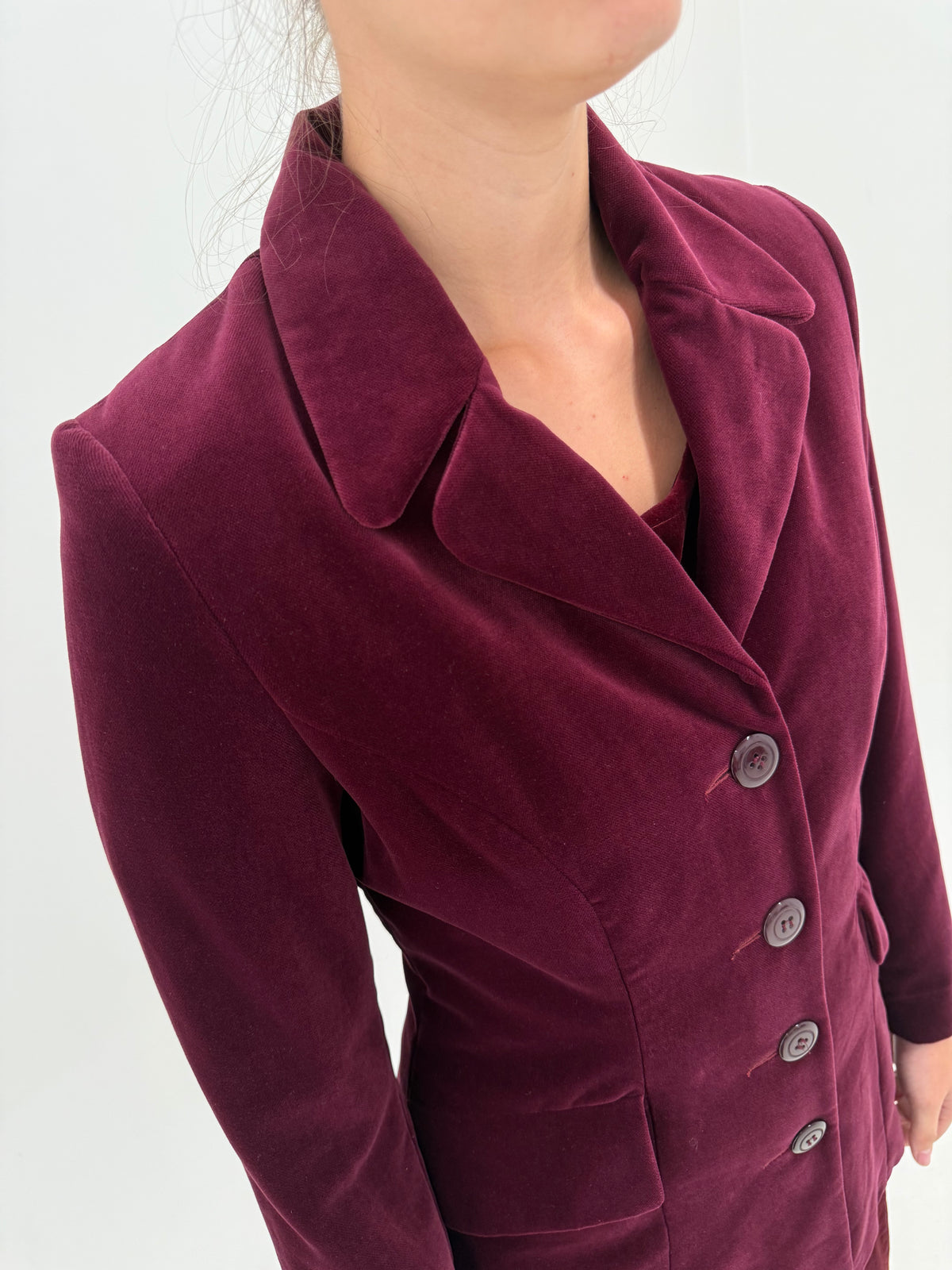 Sacou italian cambrat burgundy din catifea de bumbac cu talie marcată