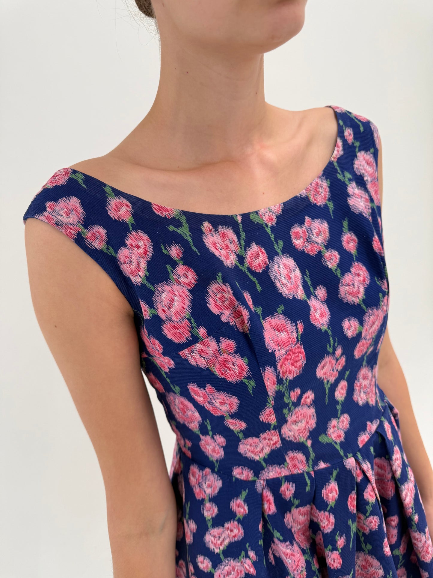 Rochie Old vintage de colecție anii 50 din bumbac texturat ultra cambrata cu decolteu bărcuță