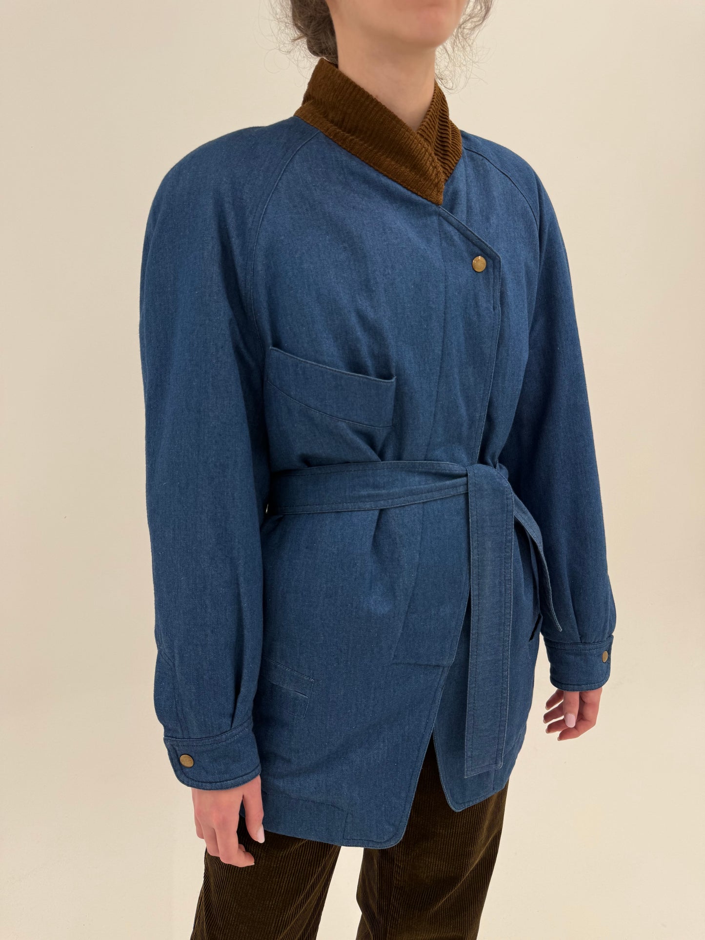 Geacă old vintage anii 70 de brand luxury Claude montana și interior gros matlasat