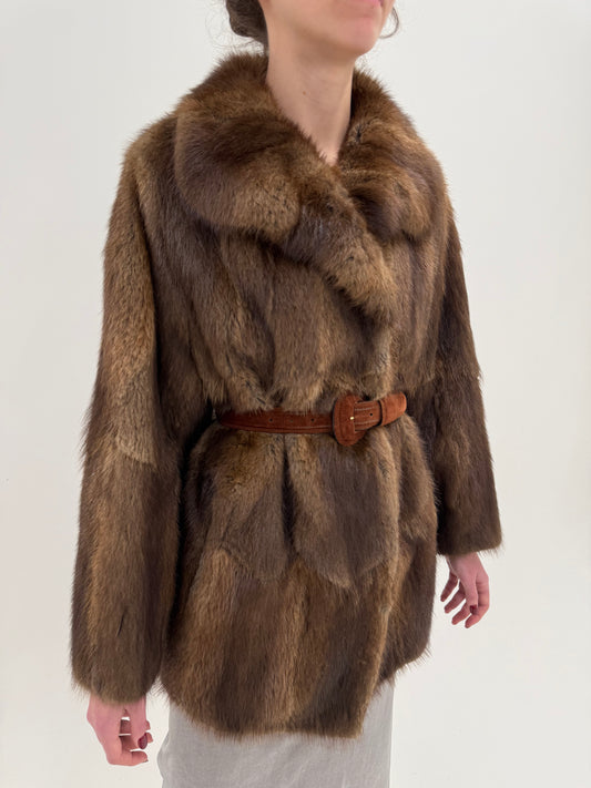 Blană naturală superbă de nurcă pentru persoane petite