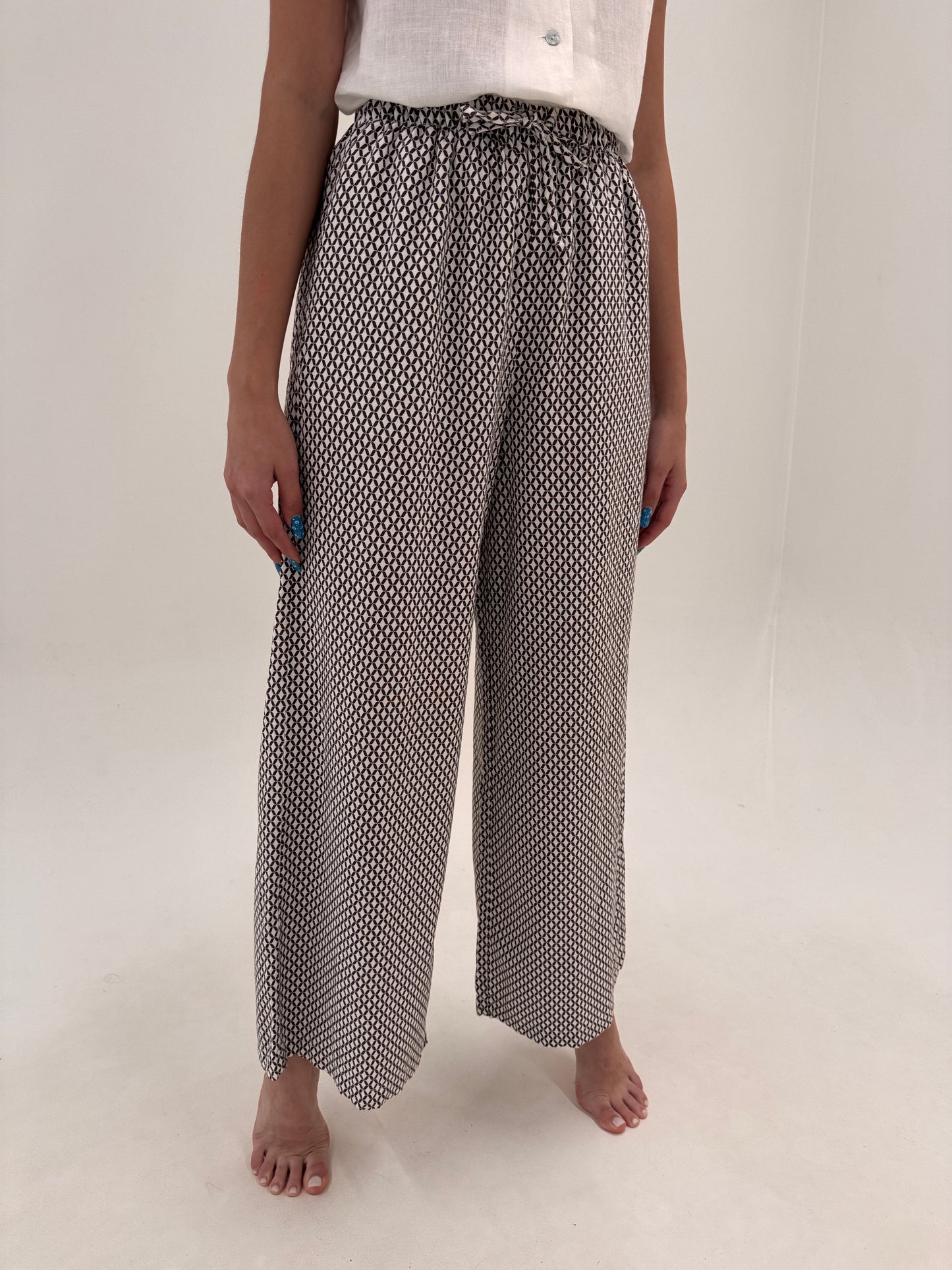 Pantaloni palazzo din pânză premium de bumbac cu talie reglabilă și print maro