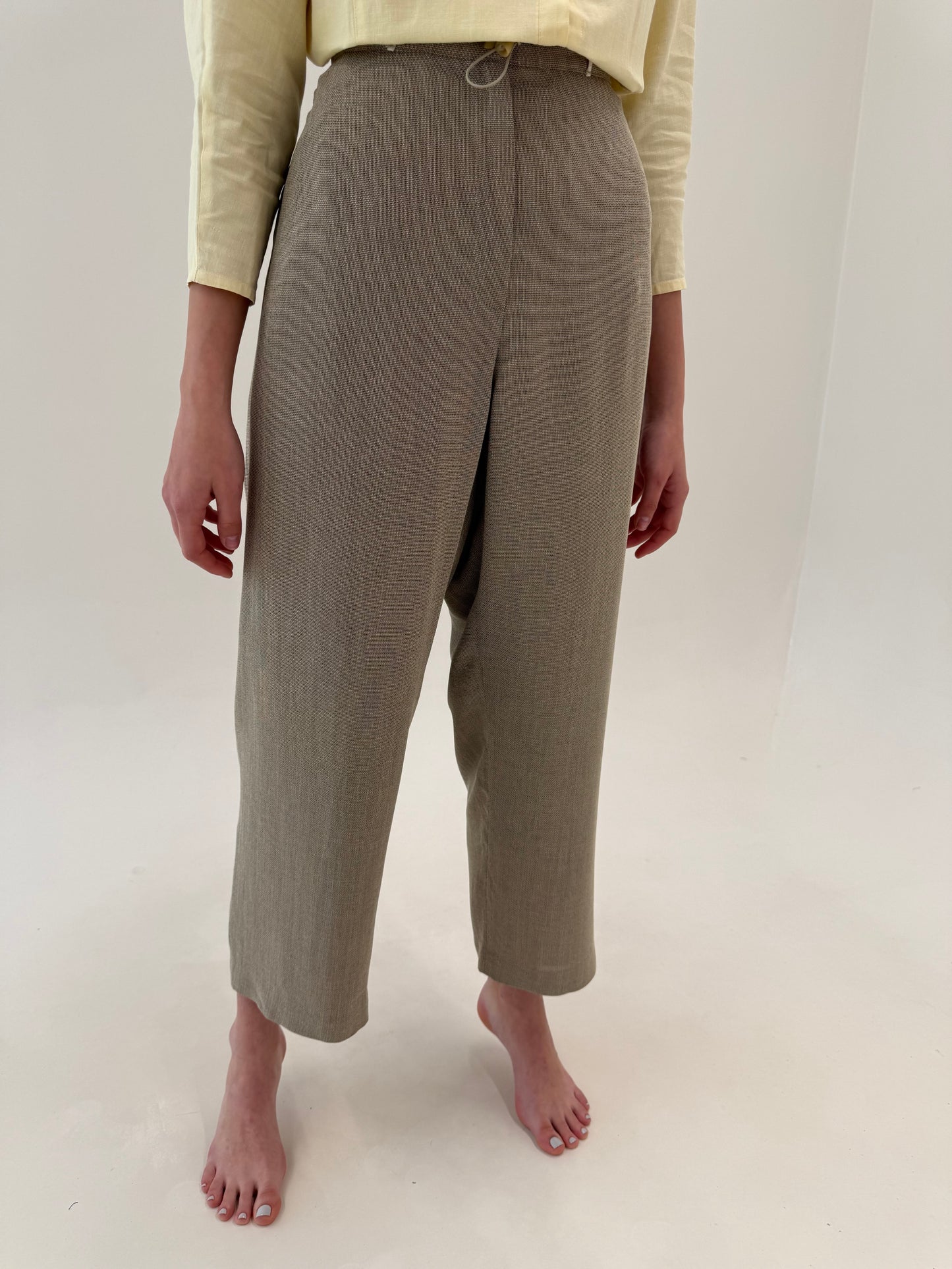 Pantaloni camel din pânză cu talie ultra înaltă