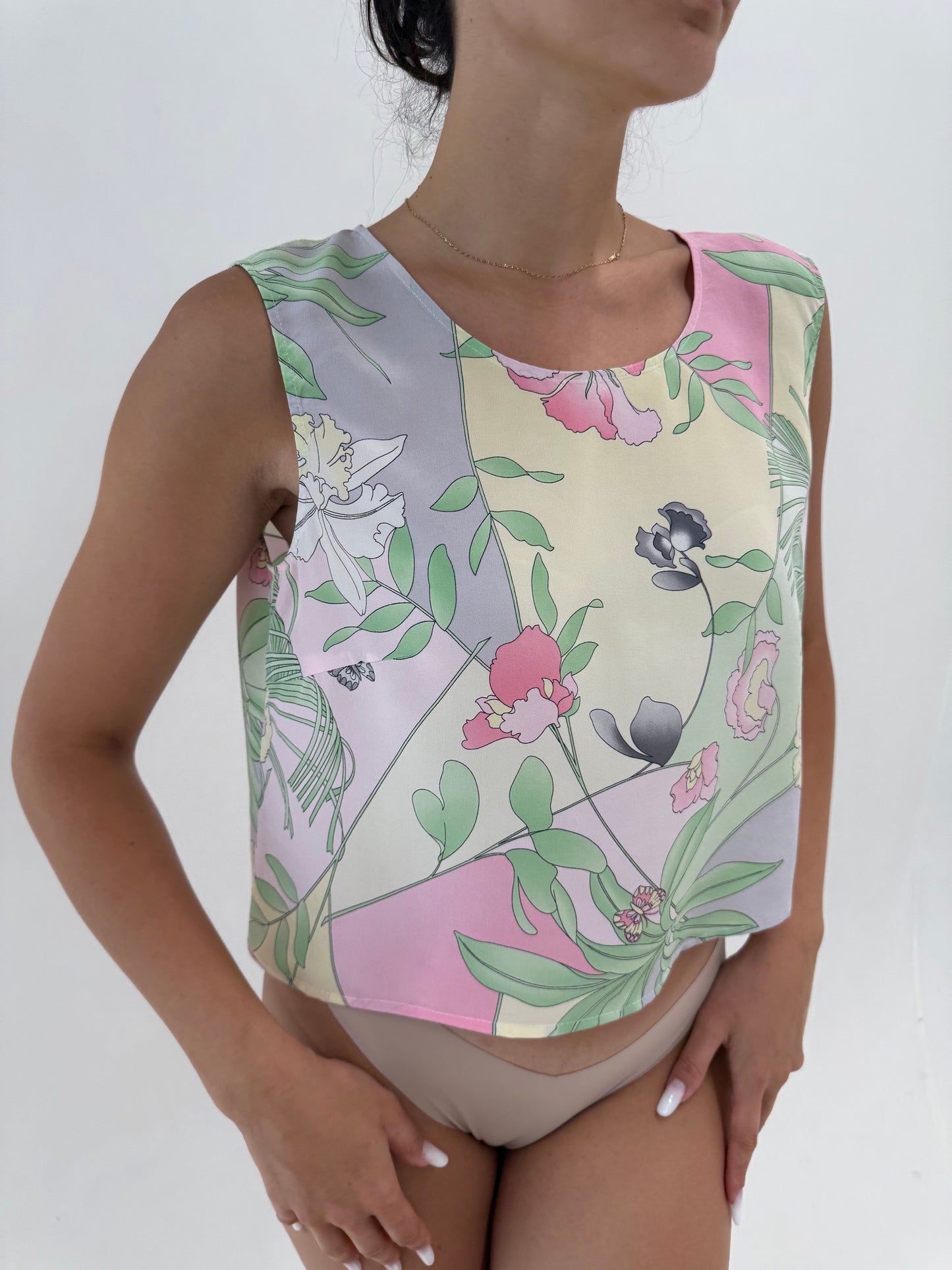 Set din mătase naturală cu print în stil Pucci în culori pudrate