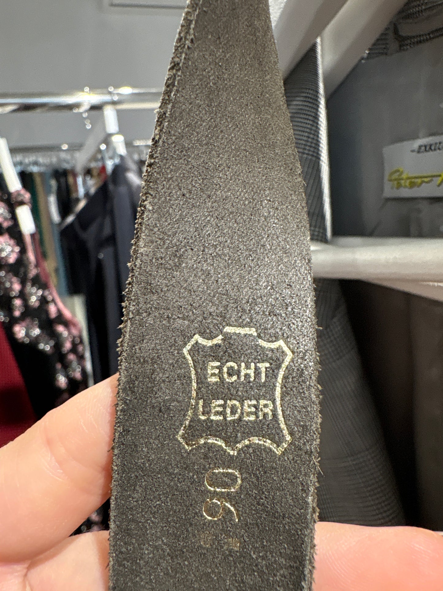 Curea neagră din piele naturală groasă cu feronerie argintie