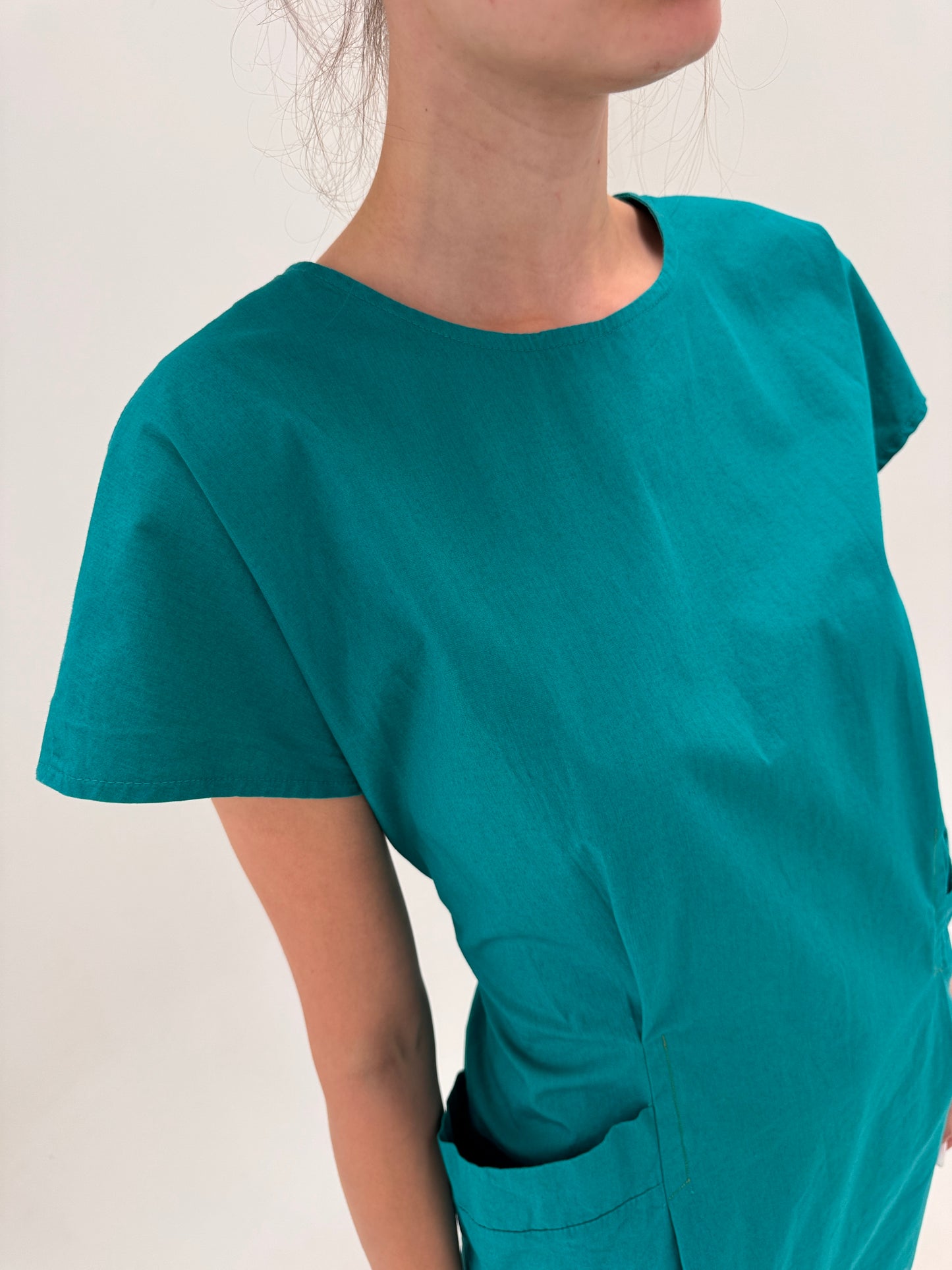Rochie italiana în croi retro modern cu buzunare teal green din poplin premium